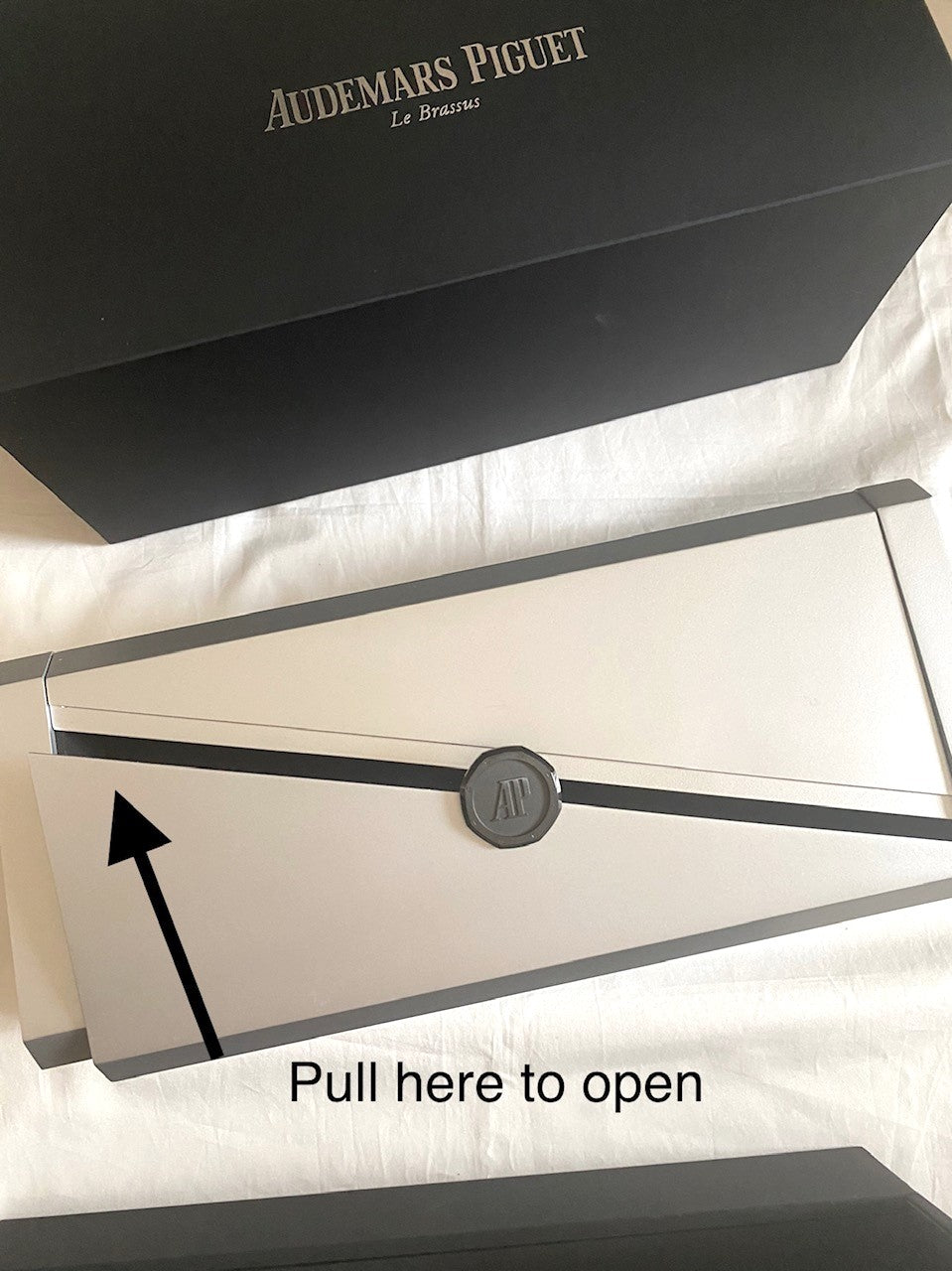 Audemars Piguet 2022 Mid-Autumn Festival aluminum watch box