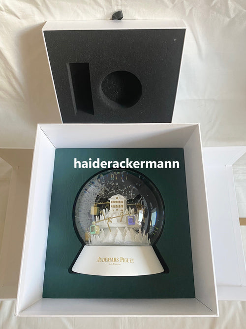 Audemars Piguet 2024 Christmas snow mountain cable car snow globe