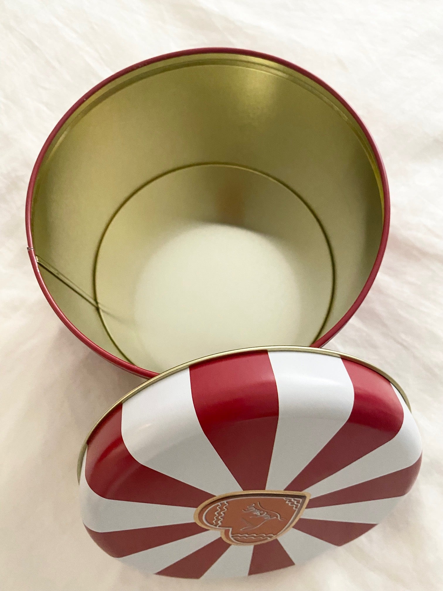 Christian Louboutin mug tea diffuser box set