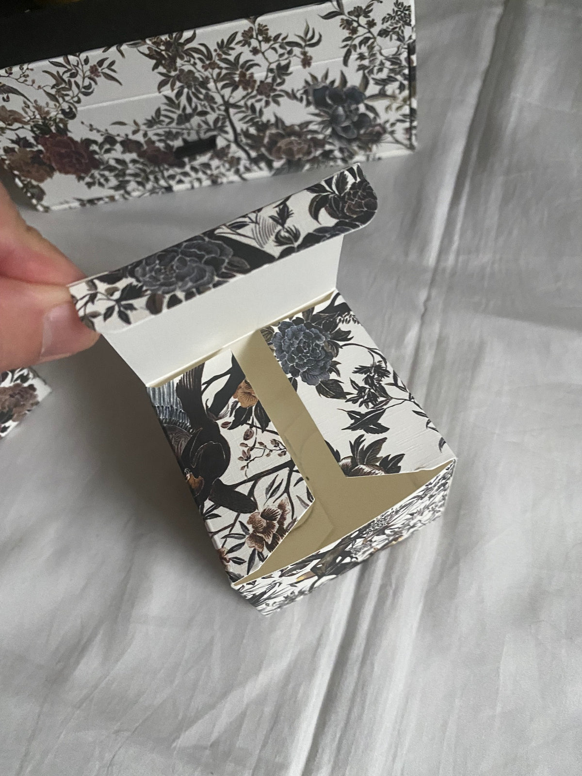 Dior 2022 Mid-Autumn festival wooden box