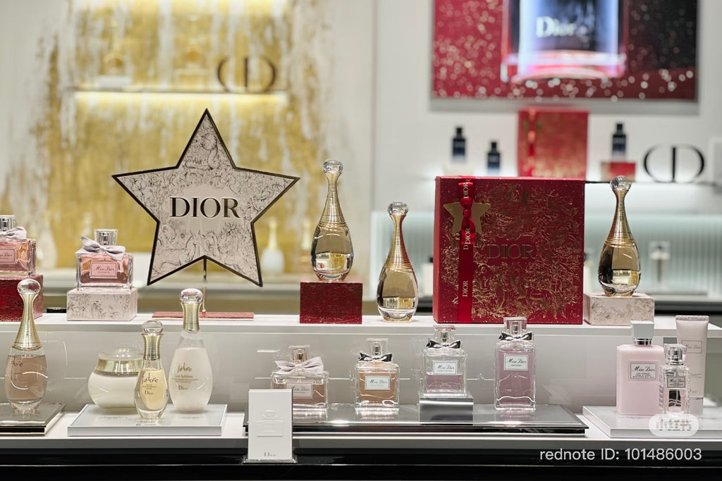 Dior 2023 Chinese New Year star symbol metal stand for window display