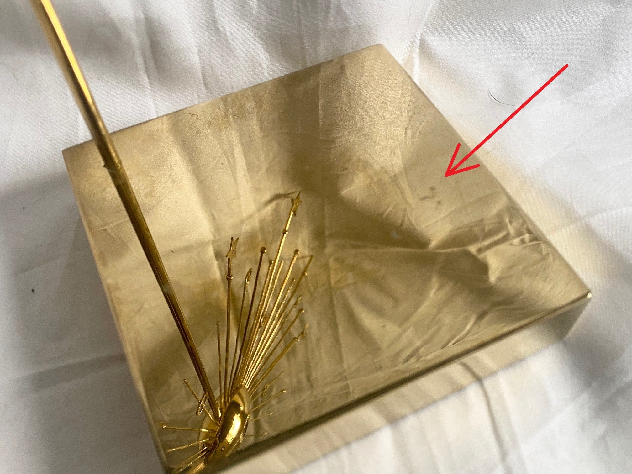 Dior 2024 Christmas CD logo gold metal sun stand for window display