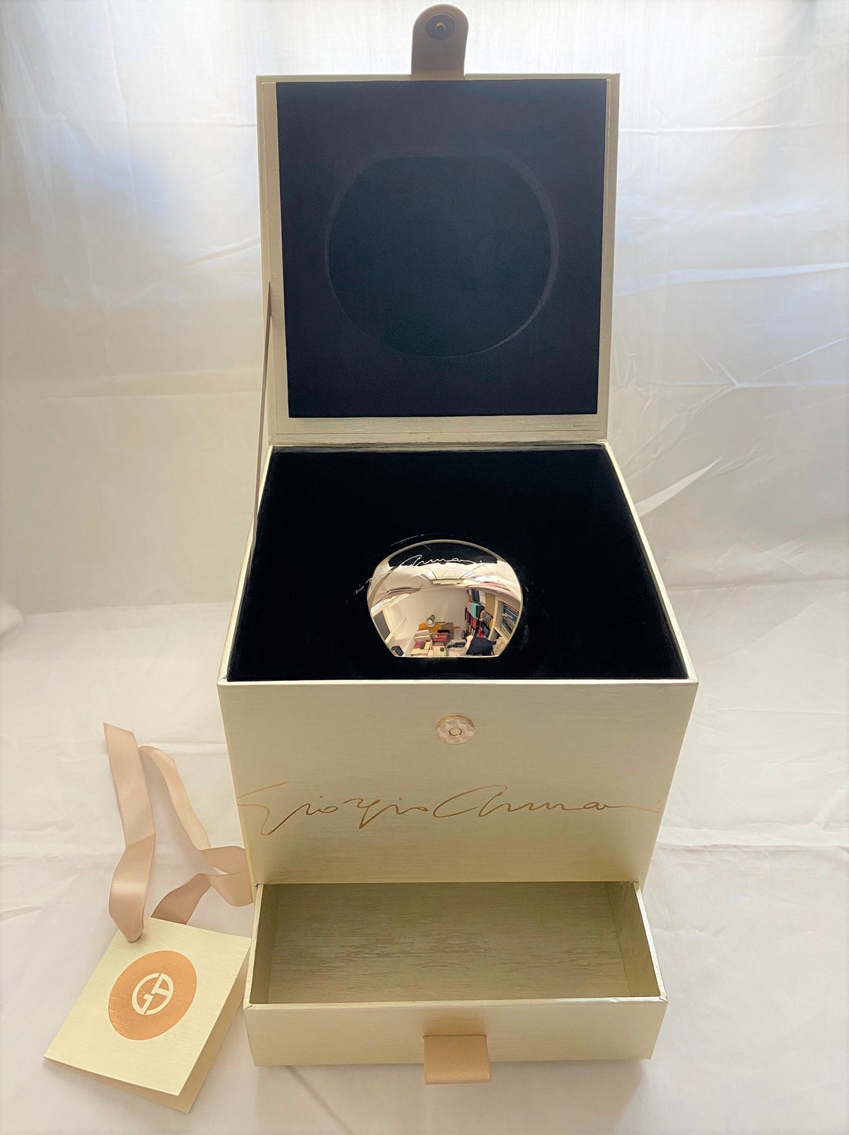 Giorgio Armani Casa 2021 Mid-Autumn festival steel globe box container