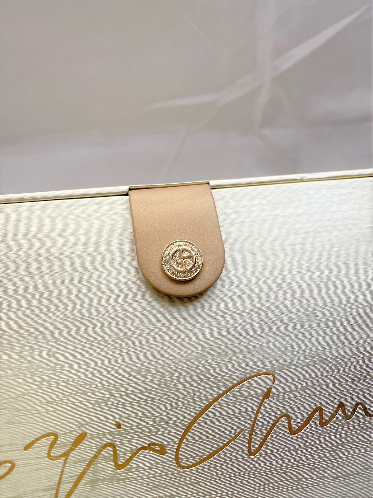 Giorgio Armani Casa 2021 Mid-Autumn festival steel globe box container