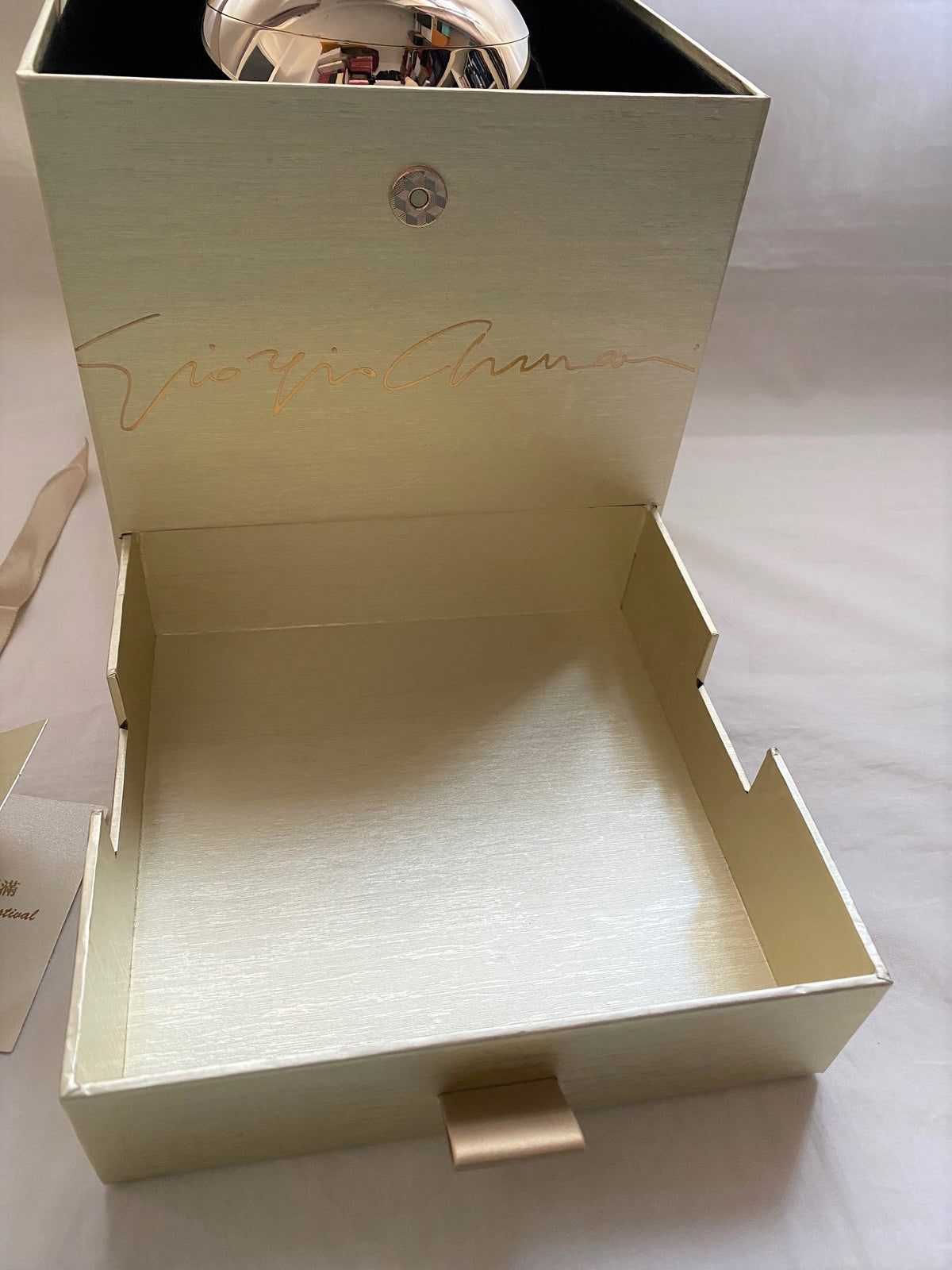Giorgio Armani Casa 2021 Mid-Autumn festival steel globe box container