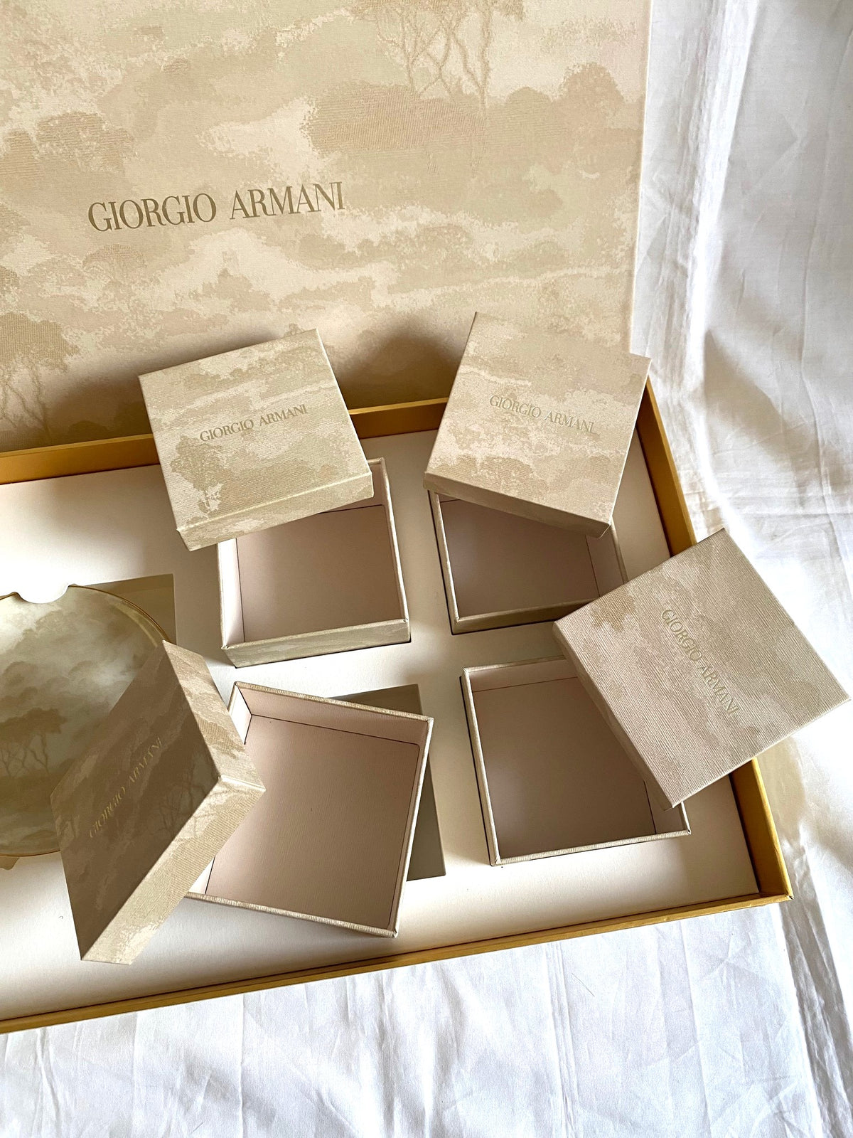 Giorgio Armani Casa 2022 Mid-Autumn festival porcelain dish