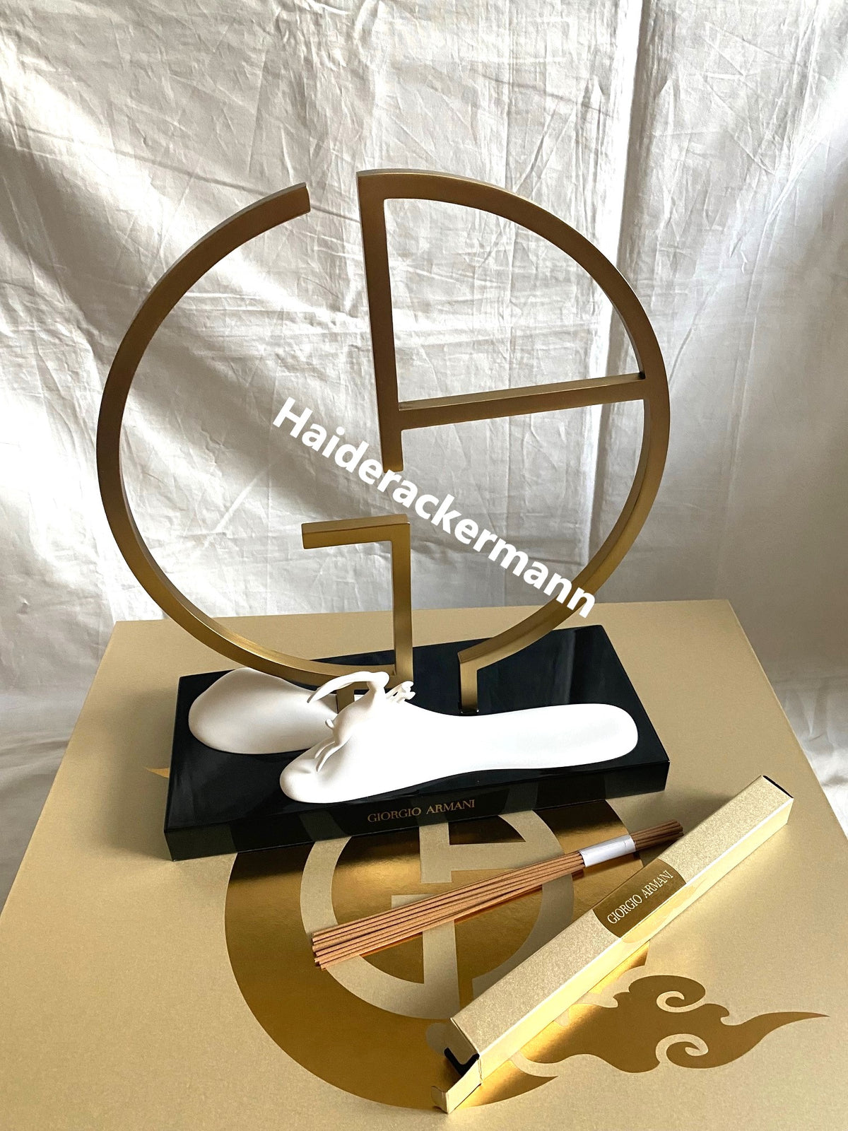 Giorgio Armani 2023 Mid-Autumn festival incense stick with gold metal stand