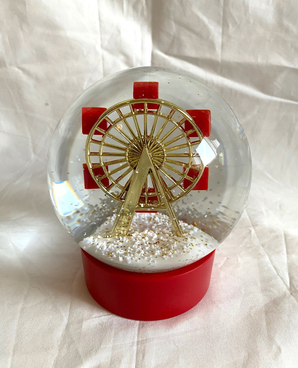Giorgio Armani beauty 2022 Christmas ferris wheel snow globe