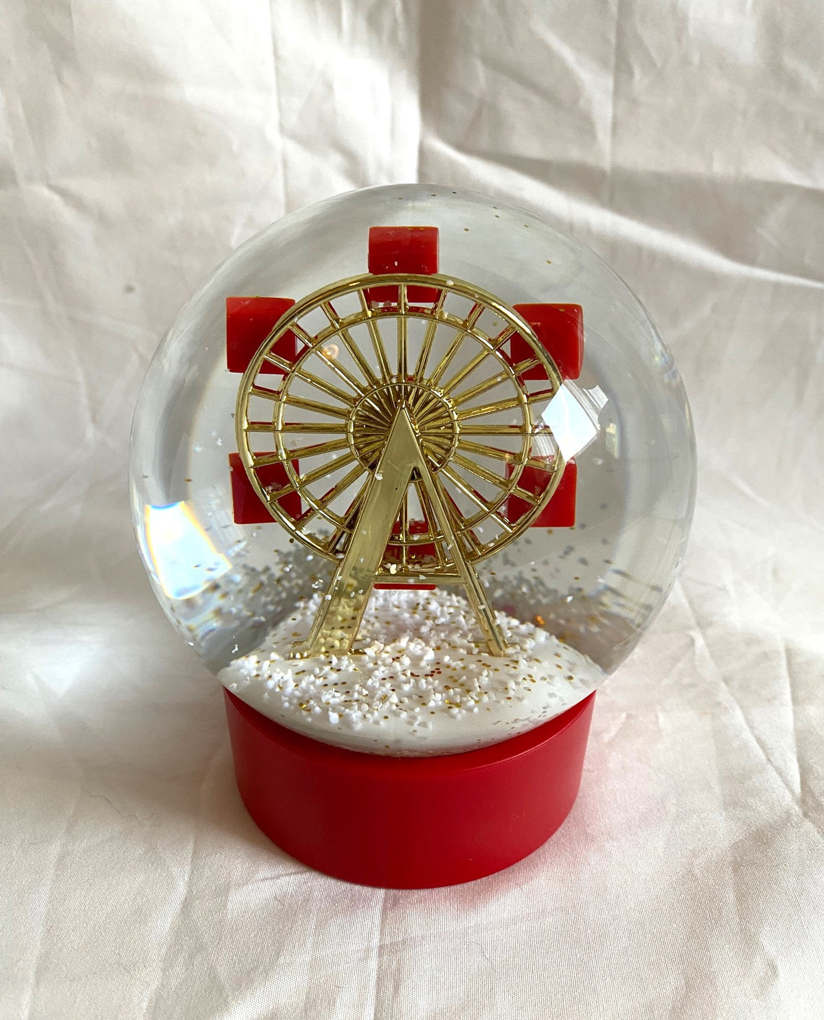 Giorgio Armani beauty 2022 Christmas ferris wheel snow globe