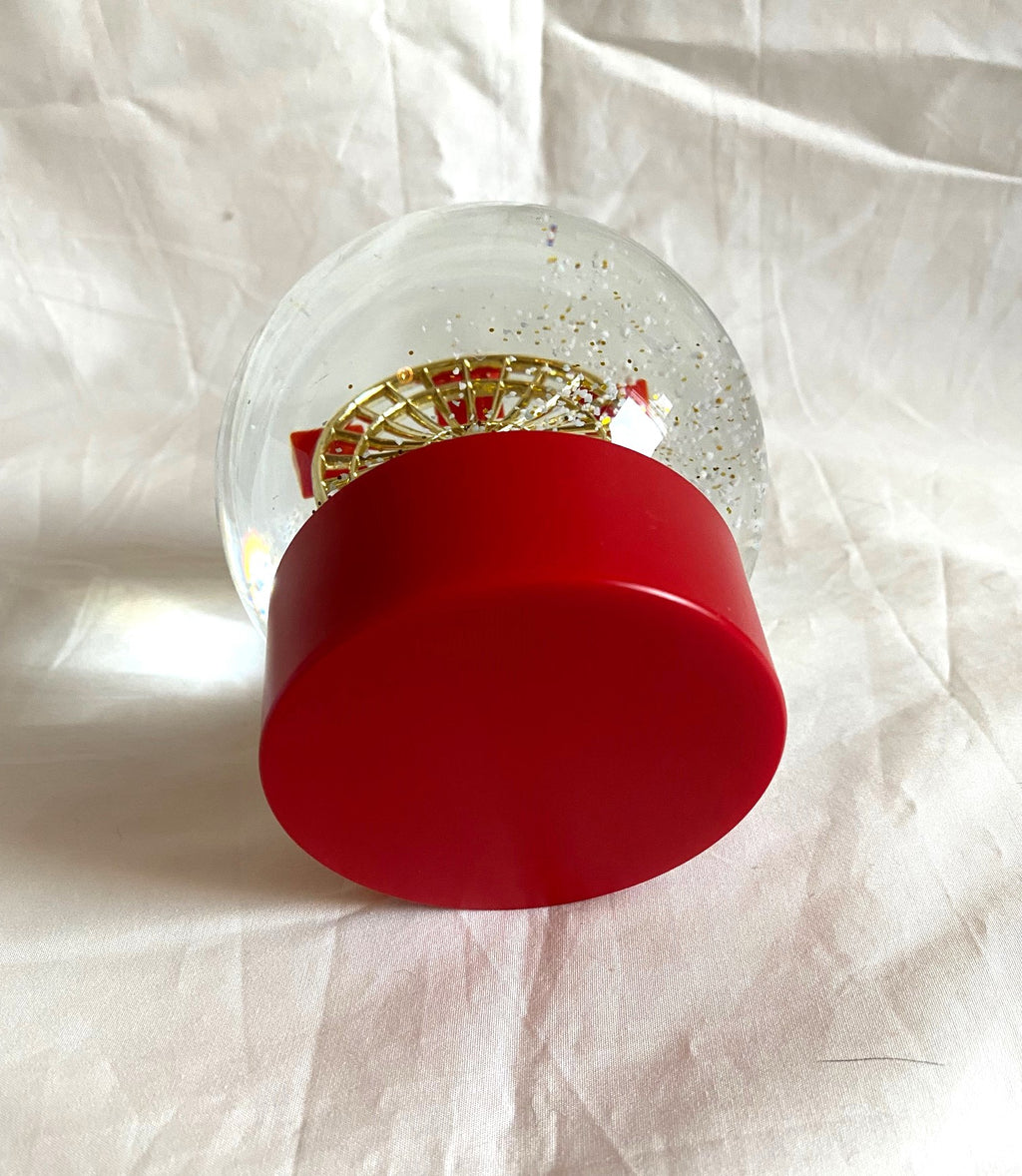 Giorgio Armani beauty 2022 Christmas ferris wheel snow globe