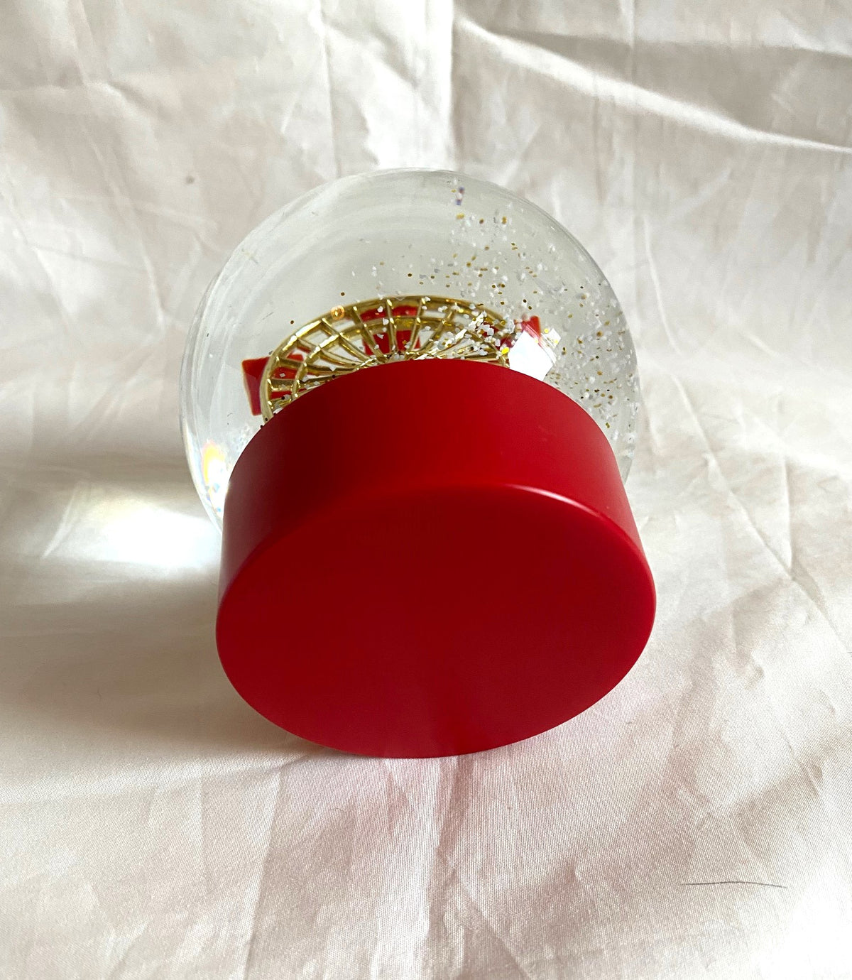 Giorgio Armani beauty 2022 Christmas ferris wheel snow globe