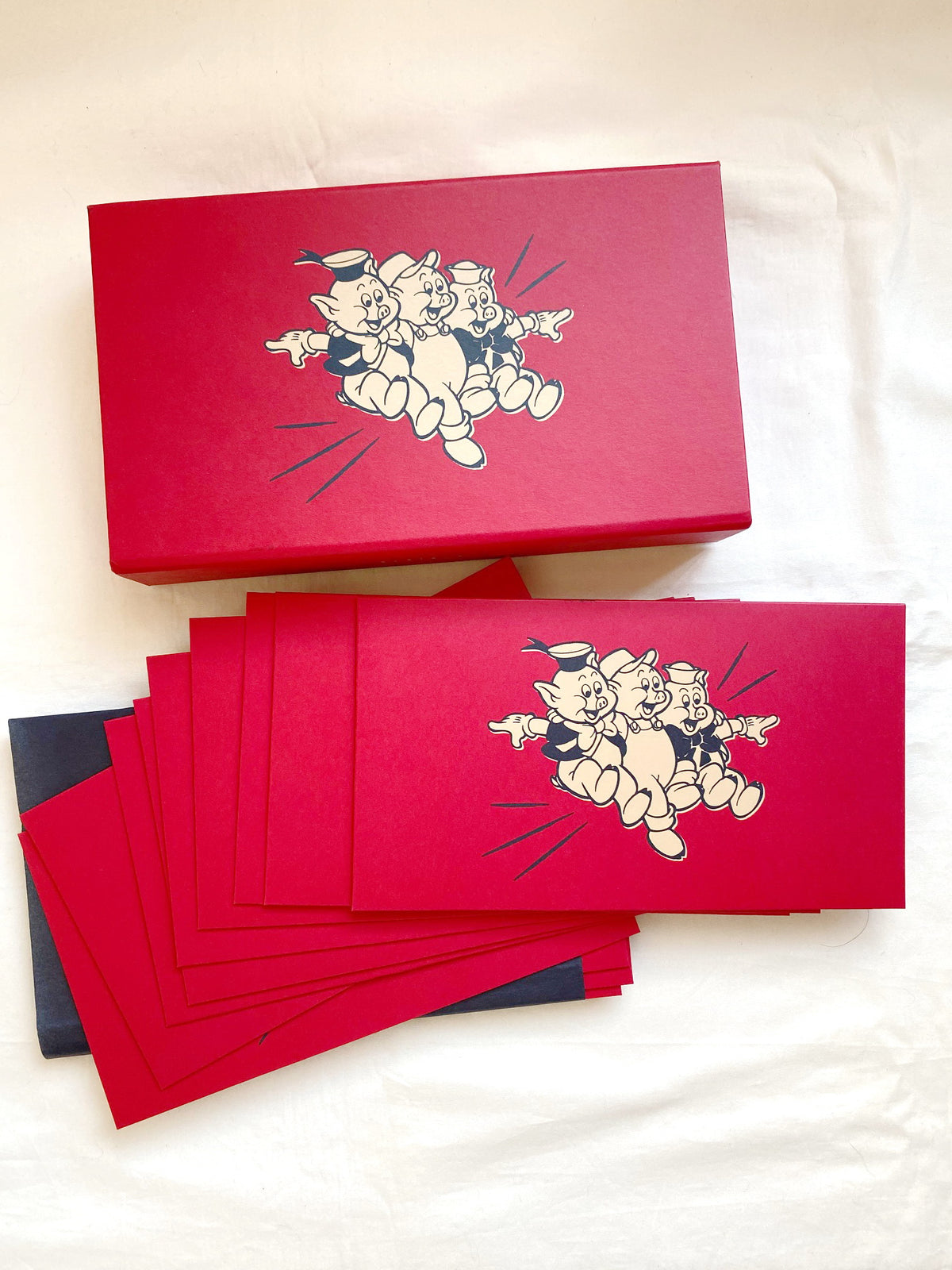 Gucci 2019 Chinese New Year red packet with Disney's Three Little Pigs motif