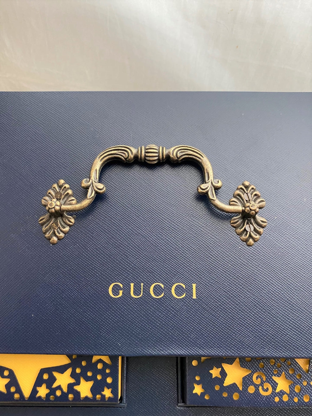 Gucci 2020 Mid-Autumn festival metal rabbit incense stick cabinet box