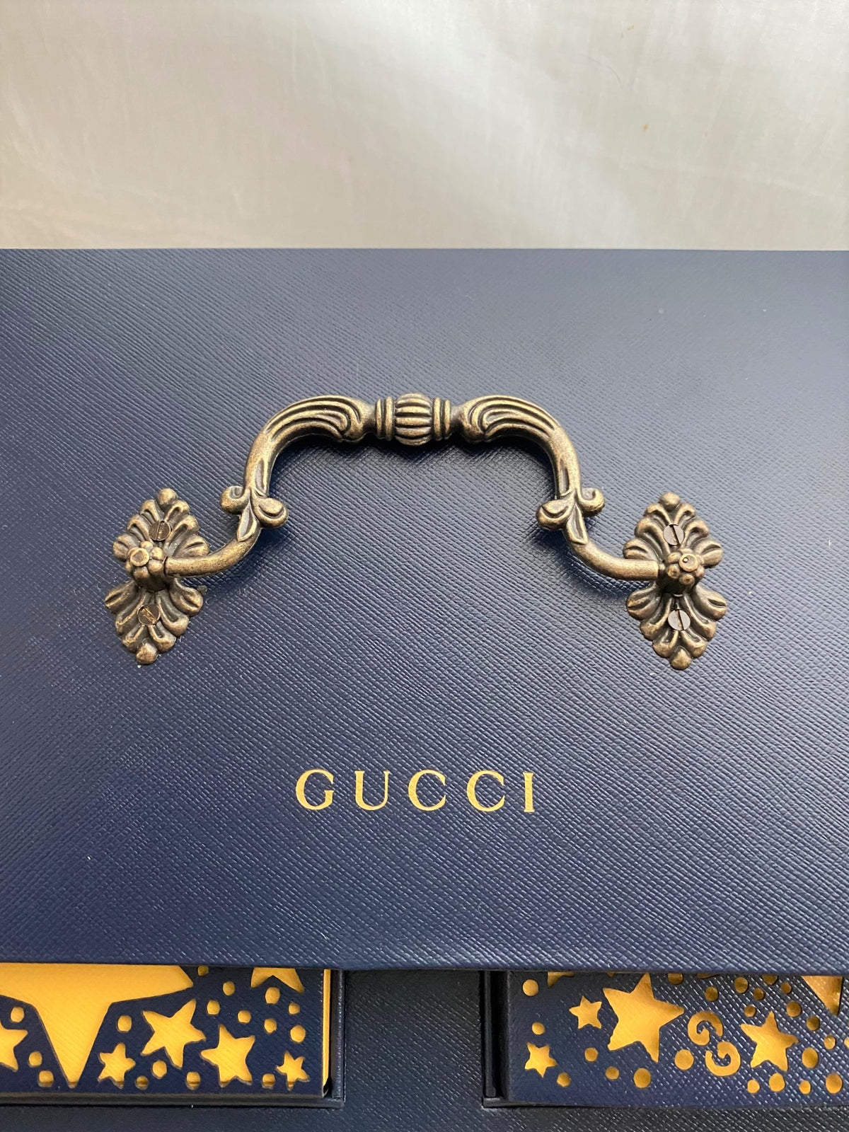 Gucci 2020 Mid-Autumn festival metal rabbit incense stick cabinet box