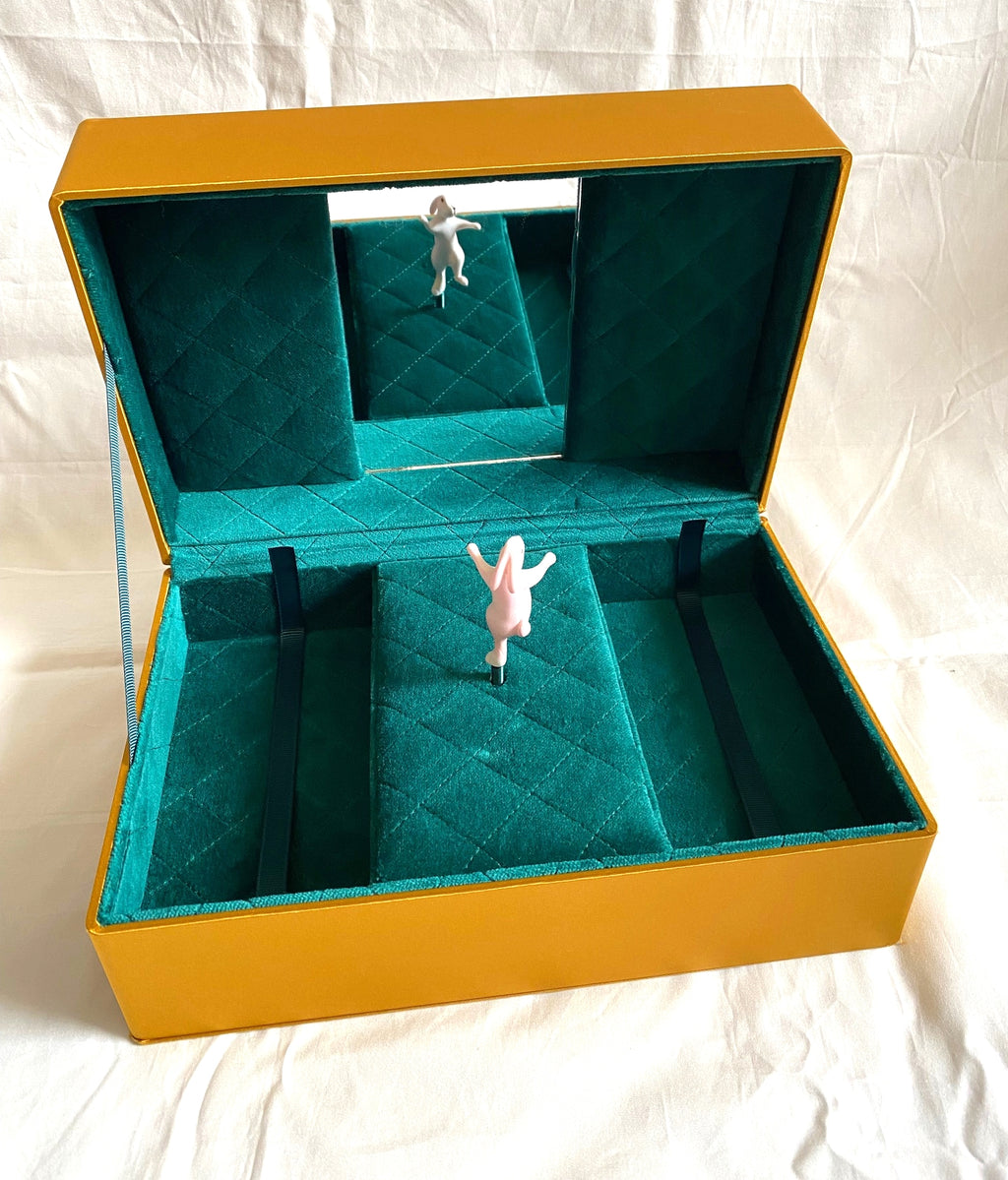 Gucci 2021 Mid-Autumn festival rabbit music & jewelry box