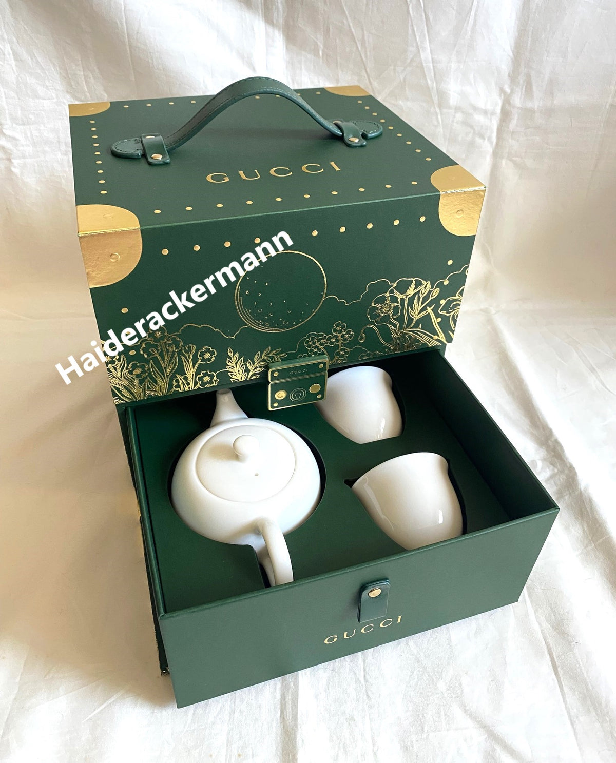 Gucci 2023 Mid-Autumn festival teapot & cups box set
