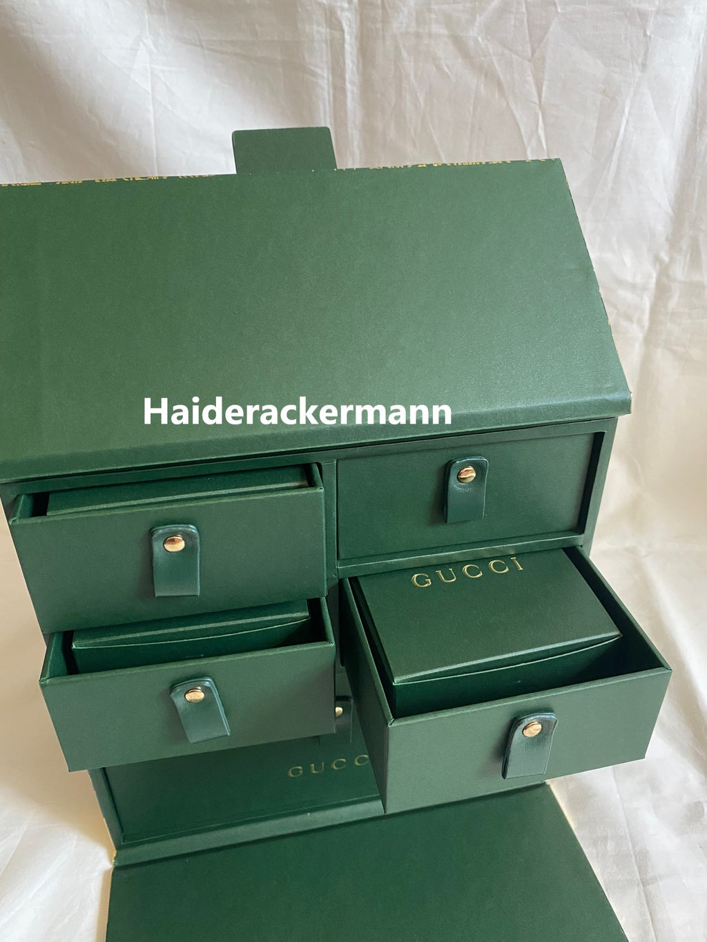 Gucci 2023 Mid-Autumn festival teapot & cups box set