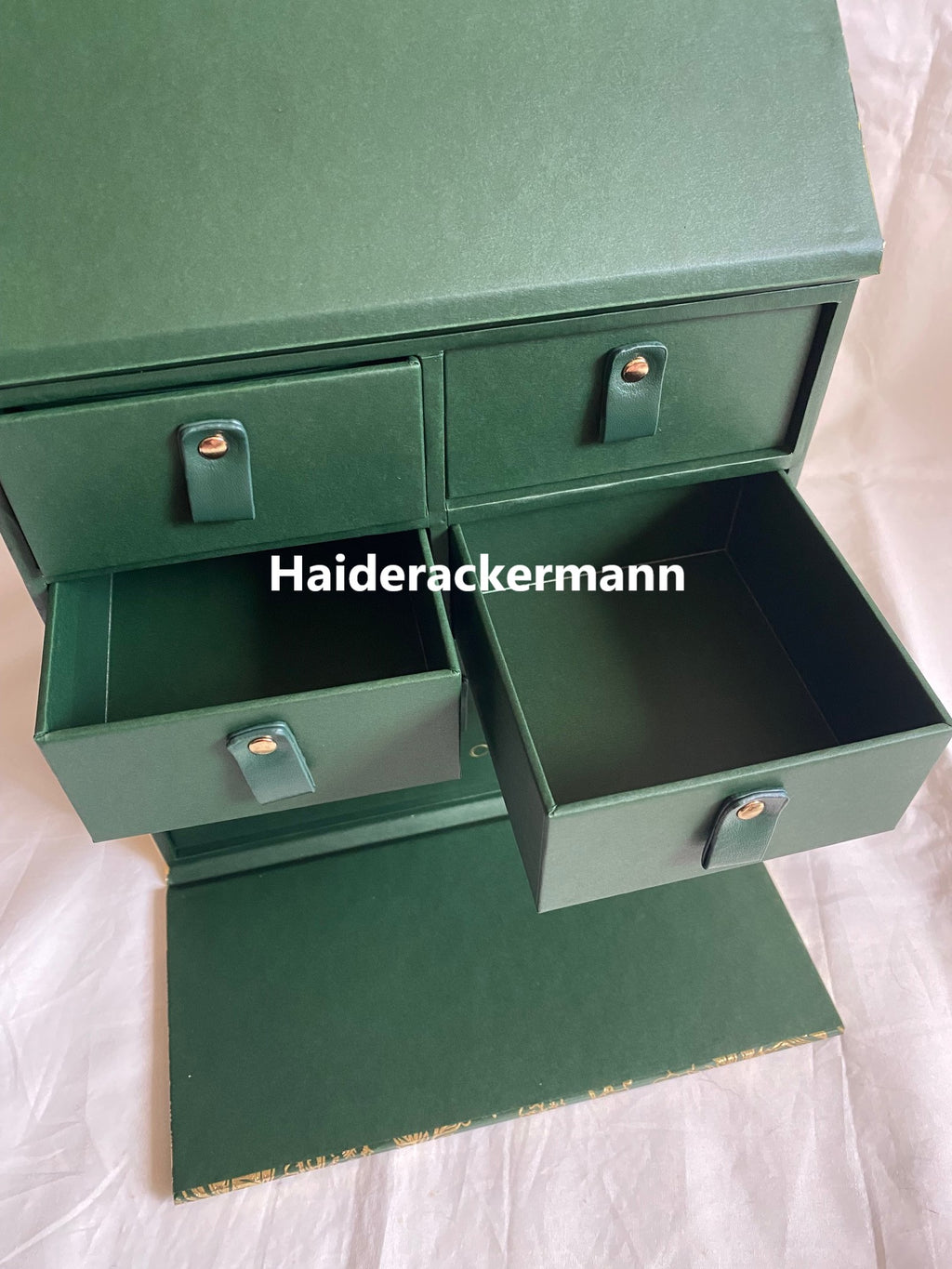 Gucci 2023 Mid-Autumn festival teapot & cups box set