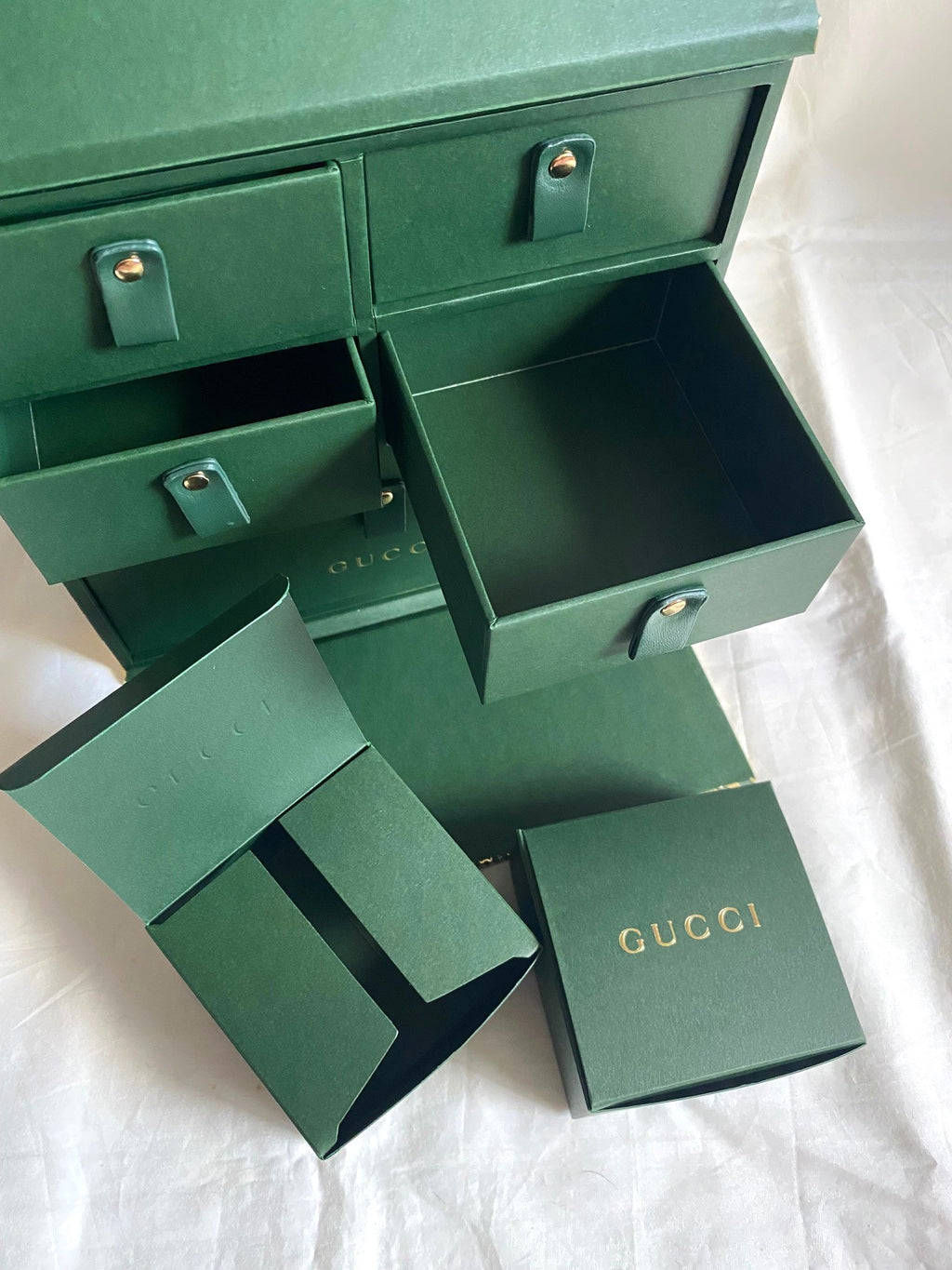 Gucci 2023 Mid-Autumn festival teapot & cups box set