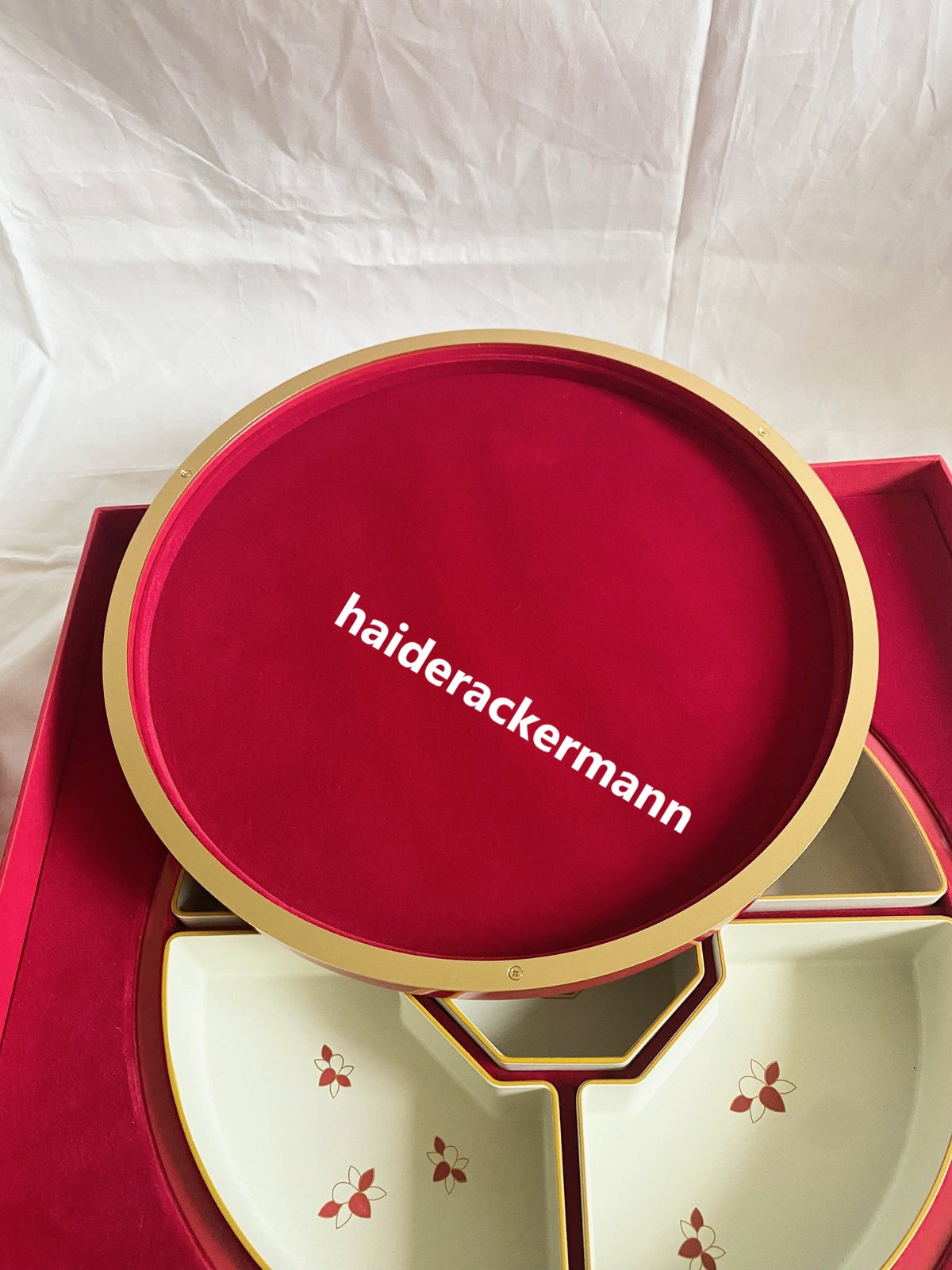 Harry Winston 2025 Chinese New Year snake motif ceramic candies box