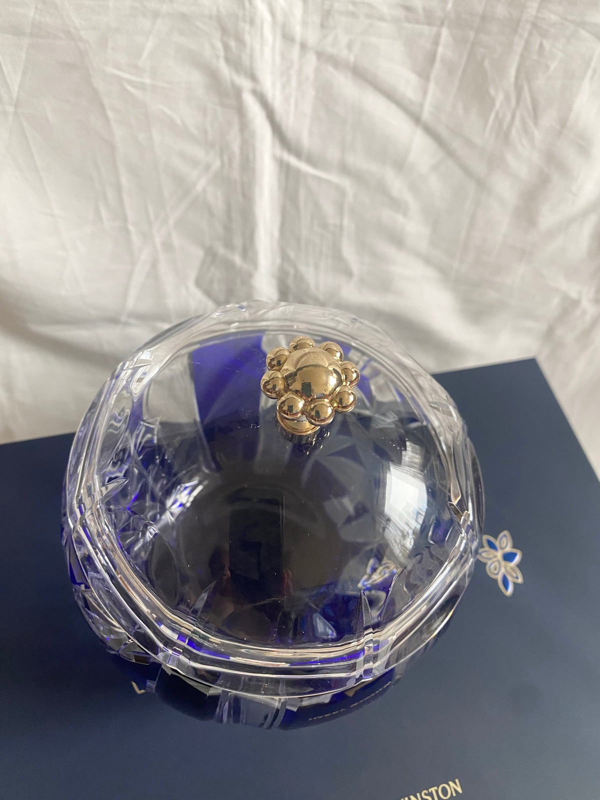 Harry Winston 2026 Mid-Autumn Festival Kiriko glass candies jar & metal cans box set