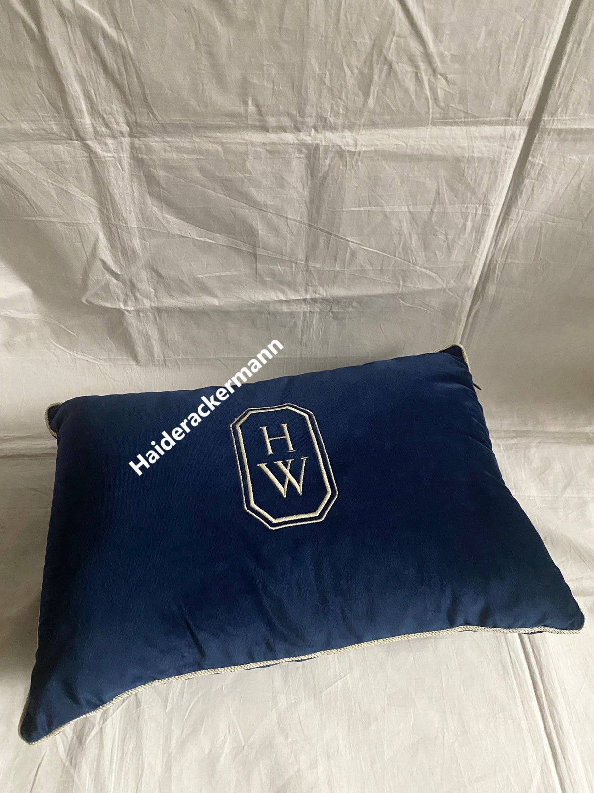 Harry Winston blue velvet cushion
