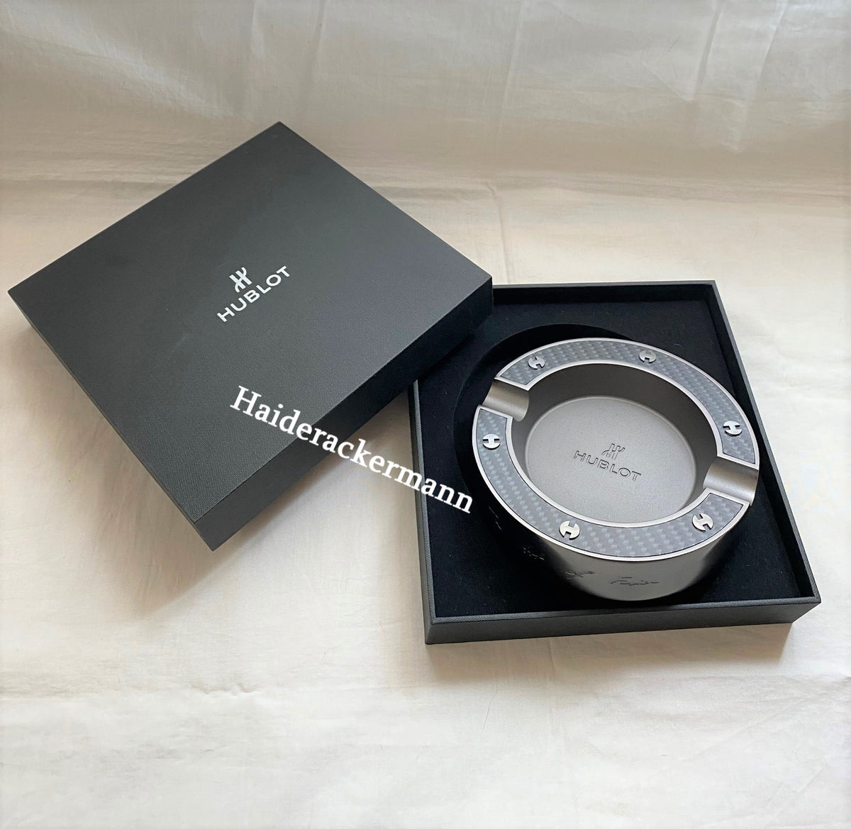 HUBLOT 2020 King Power "Arturo Fuente" metal cigar ashtray