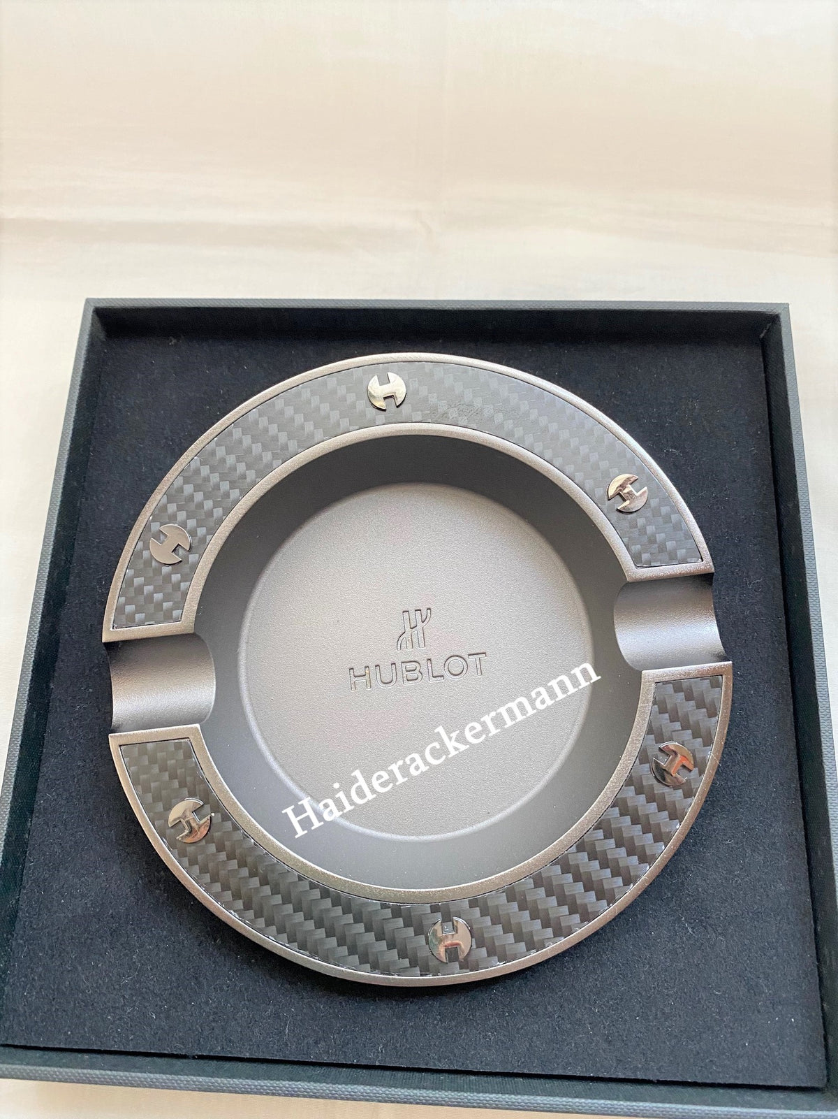 HUBLOT 2020 King Power "Arturo Fuente" metal cigar ashtray