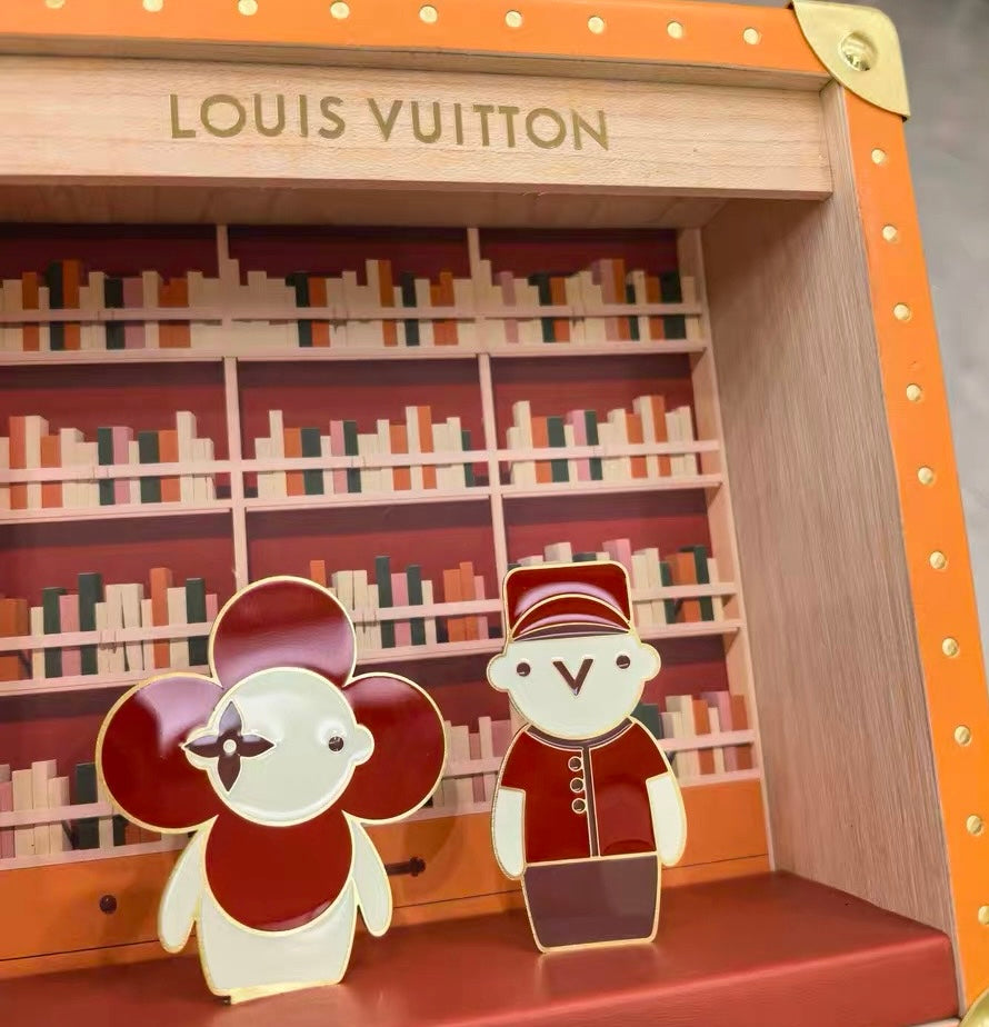 Louis Vuitton 2026 La Bibliotheque Vivienne Library wooden box