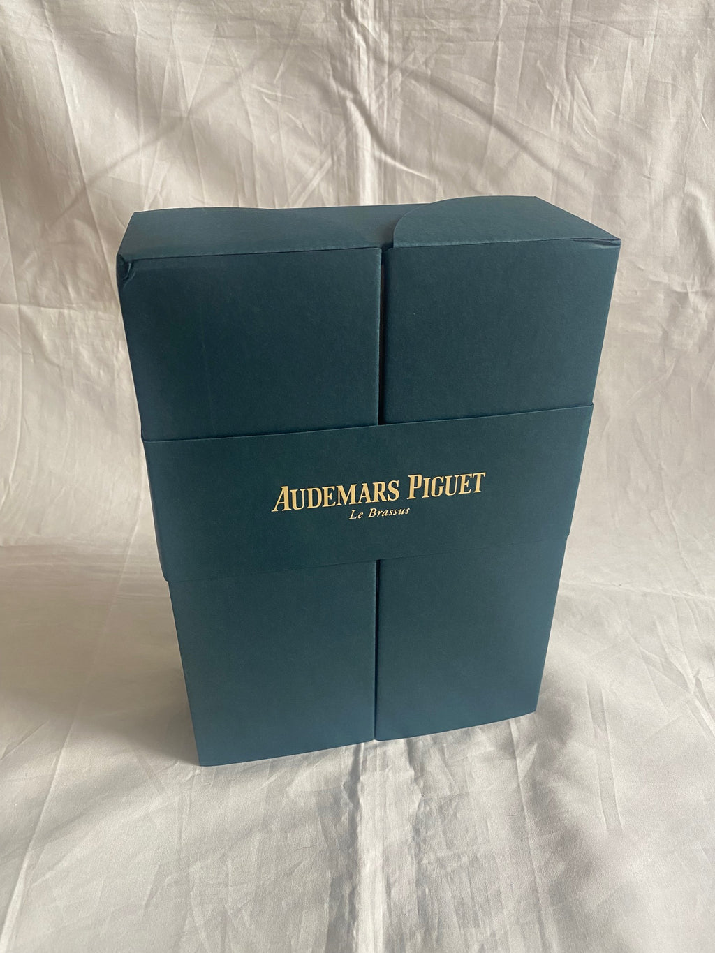 Audemars Piguet watchmaker loupe pen AP logo pin card holder & book kit set