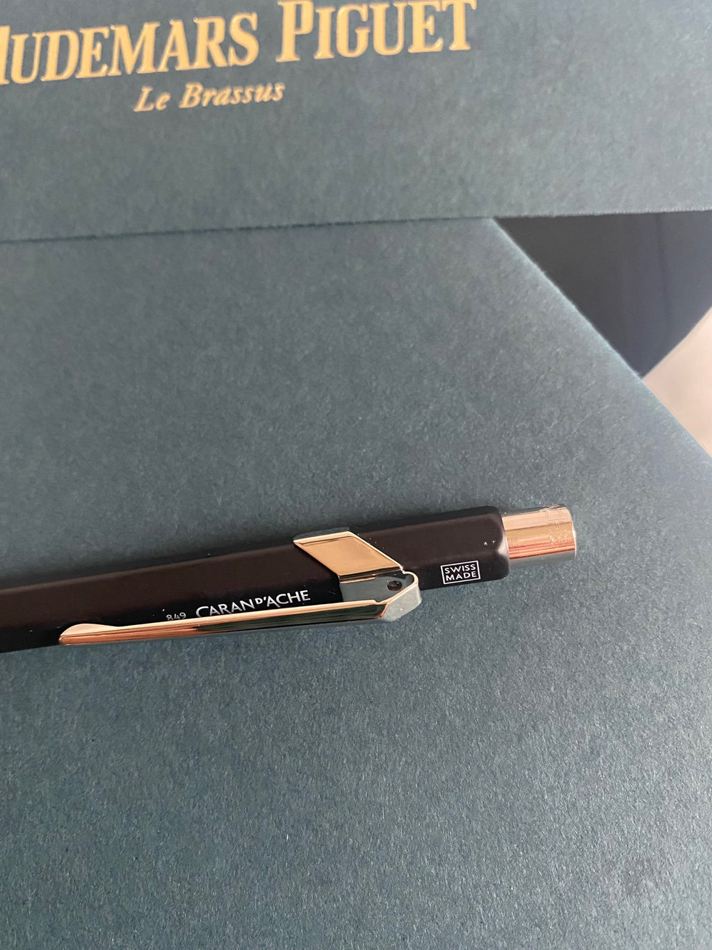 Audemars Piguet watchmaker loupe pen AP logo pin card holder & book kit set