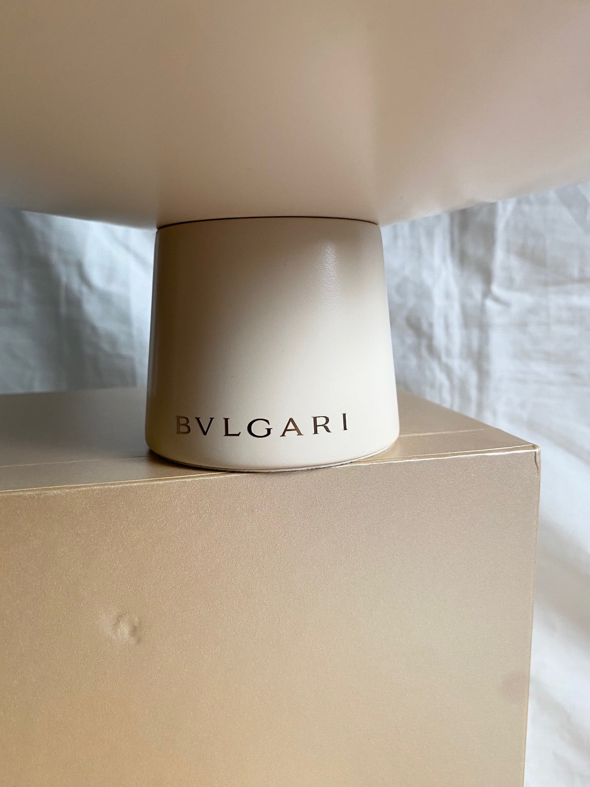 Bvlgari 2026 Mid-Autumn Festival Diva's Dream fan-shaped embroidered jewelry display tray box set