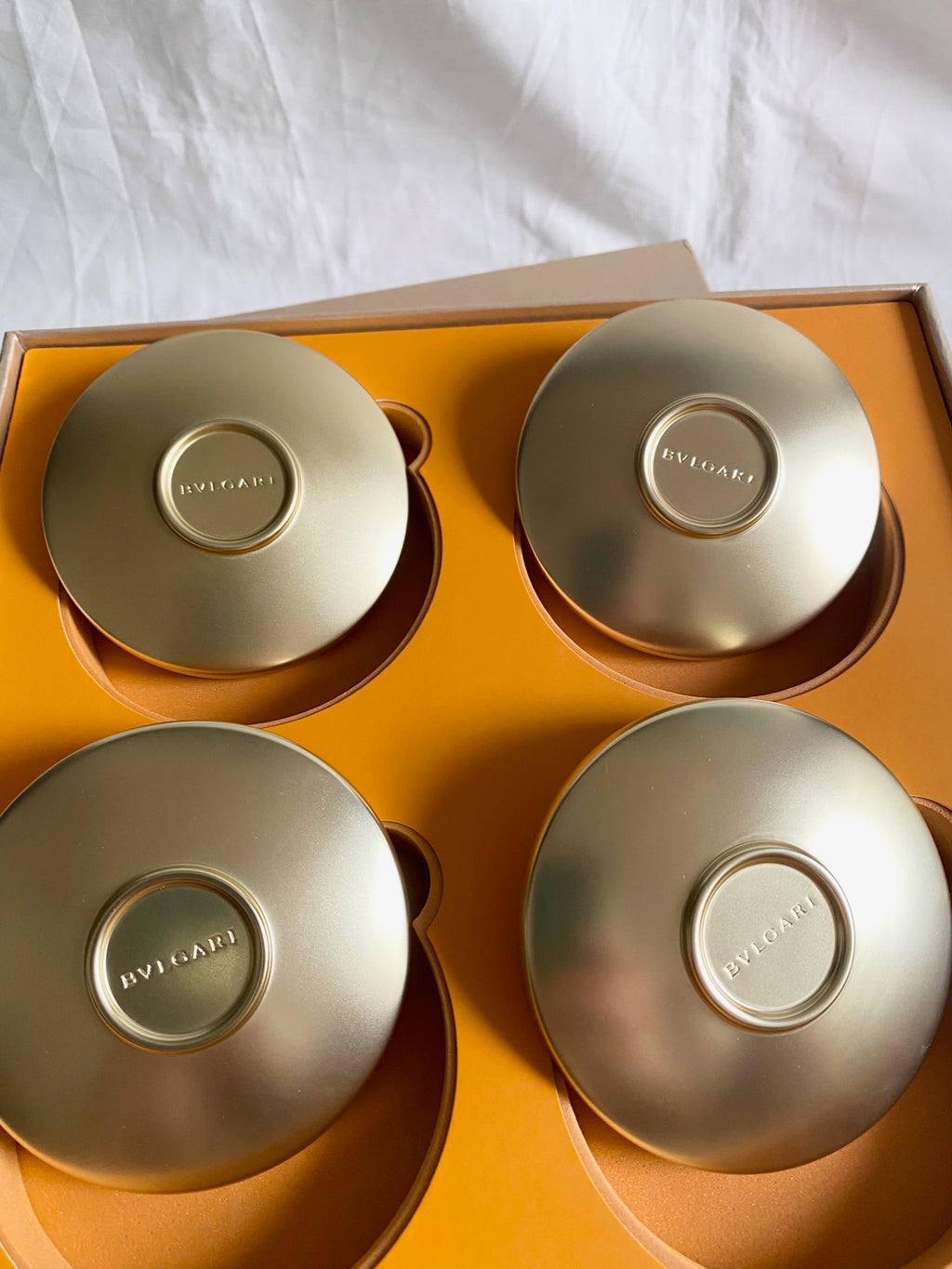 Bvlgari 2026 Mid-Autumn Festival Diva's Dream fan-shaped embroidered jewelry display tray box set