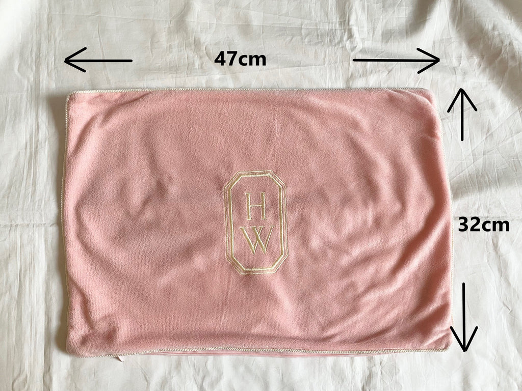 Harry Winston 2021/ 2022 Shanghai event props - pairs of pink cushion