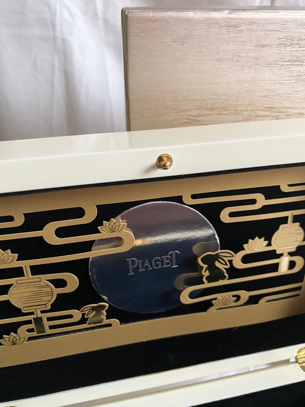 Piaget 2019 mid-autumn festival jewelry box with music