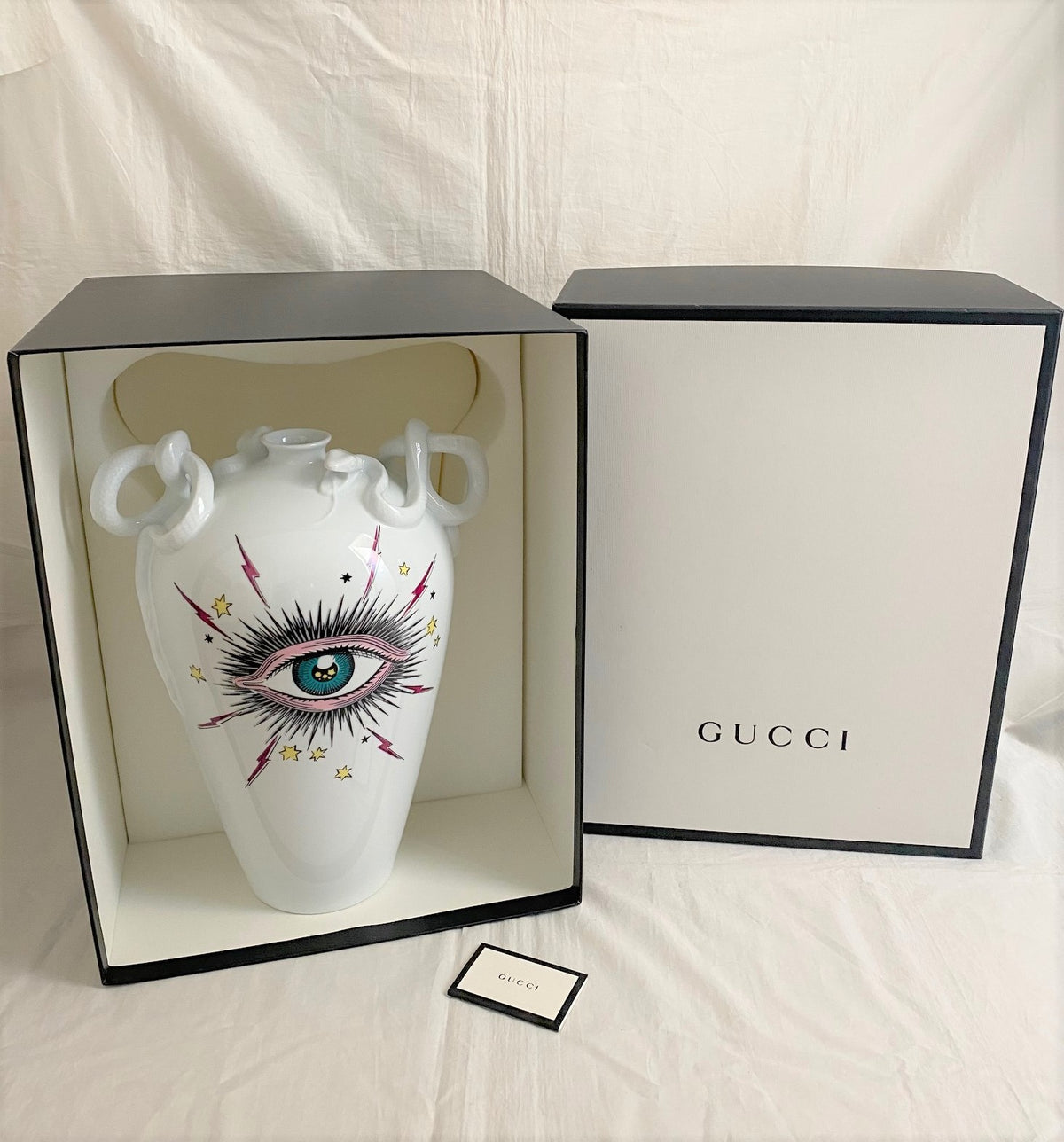 Gucci 2019 F/W Star Eye porcelain vase crafted by Richard Ginori