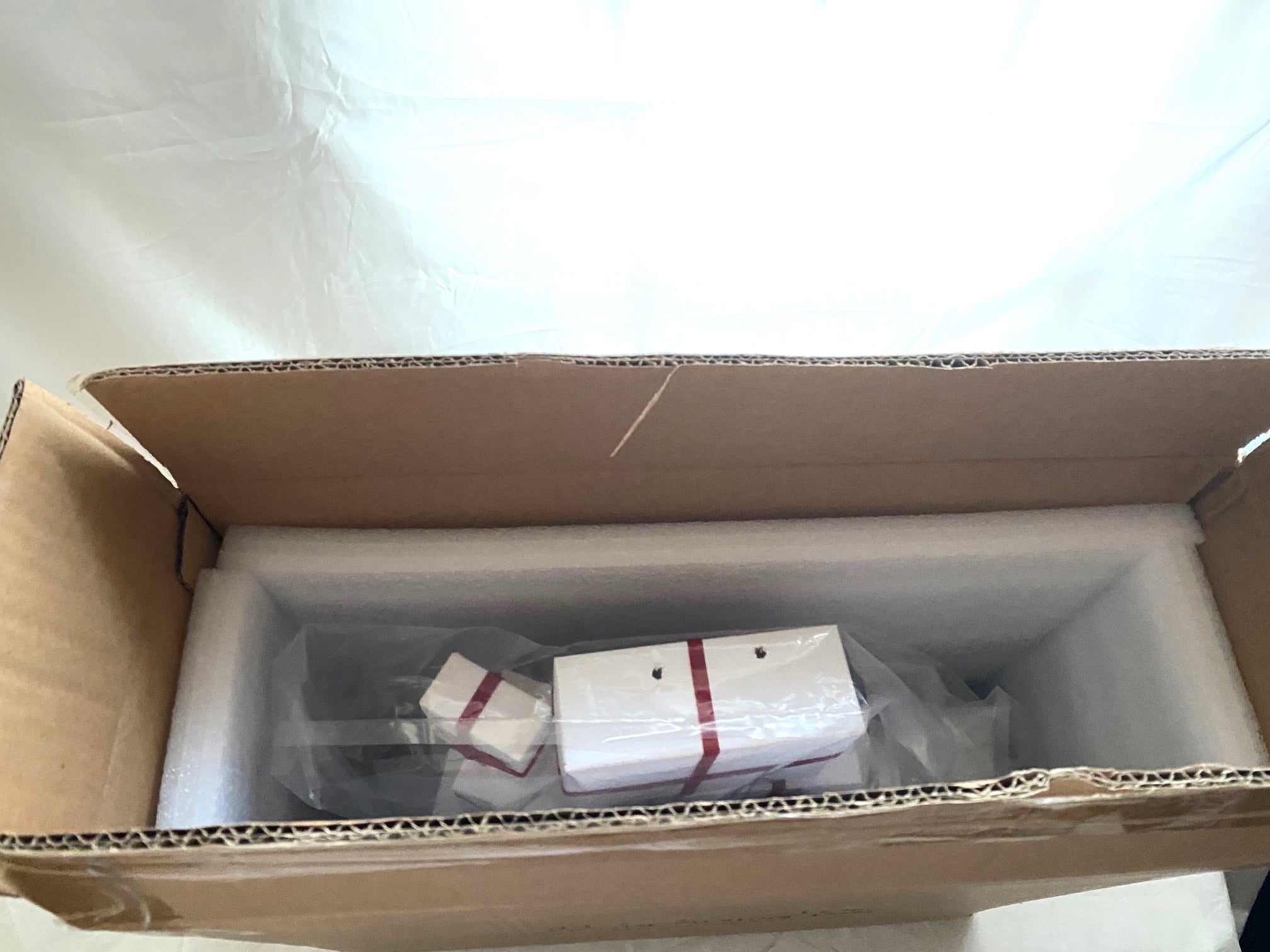 Cartier 2018 Christmas 2 belloy & gift boxes trolley box set