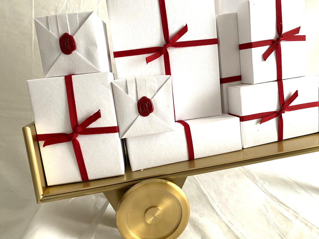 Cartier 2018 Christmas 2 belloy & gift boxes trolley box set