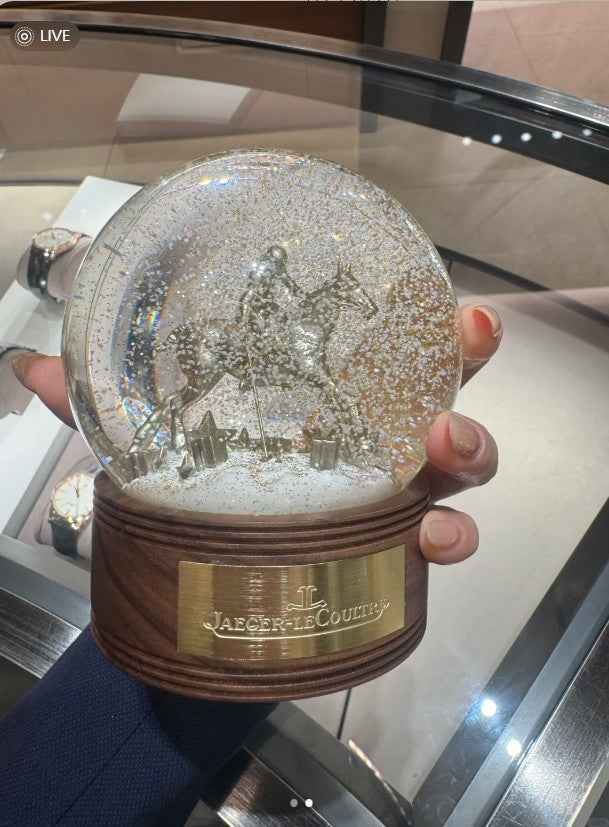 Jaeger-LeCoultre 2025 Christmas snow globe