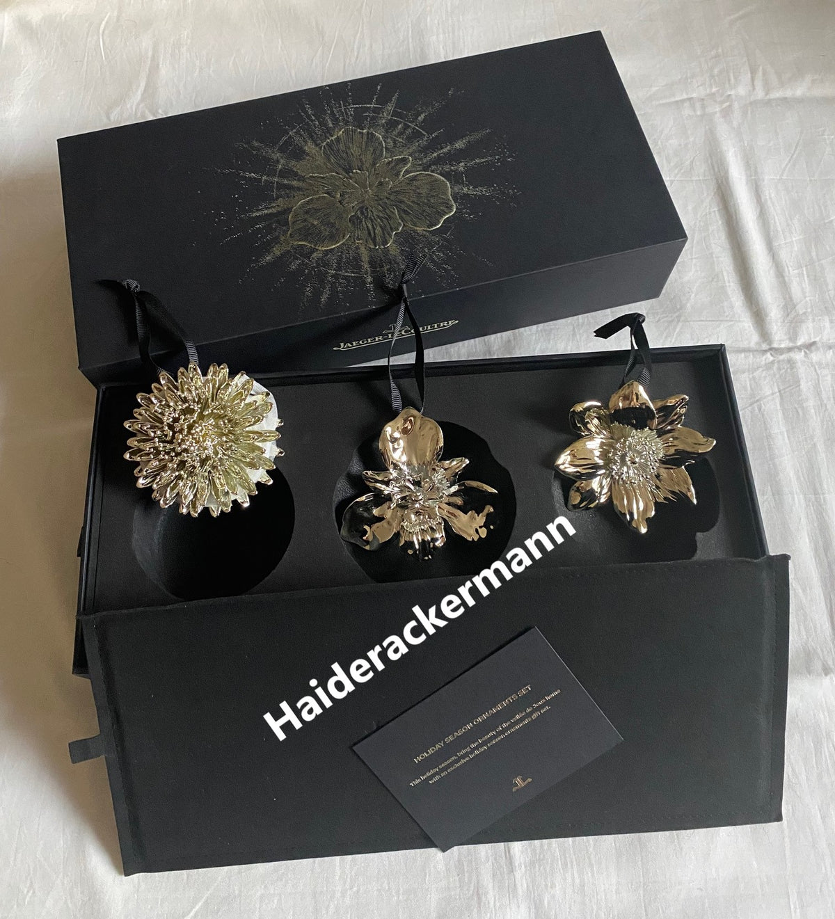 Jaeger-LeCoultre Christmas flower ornament box set