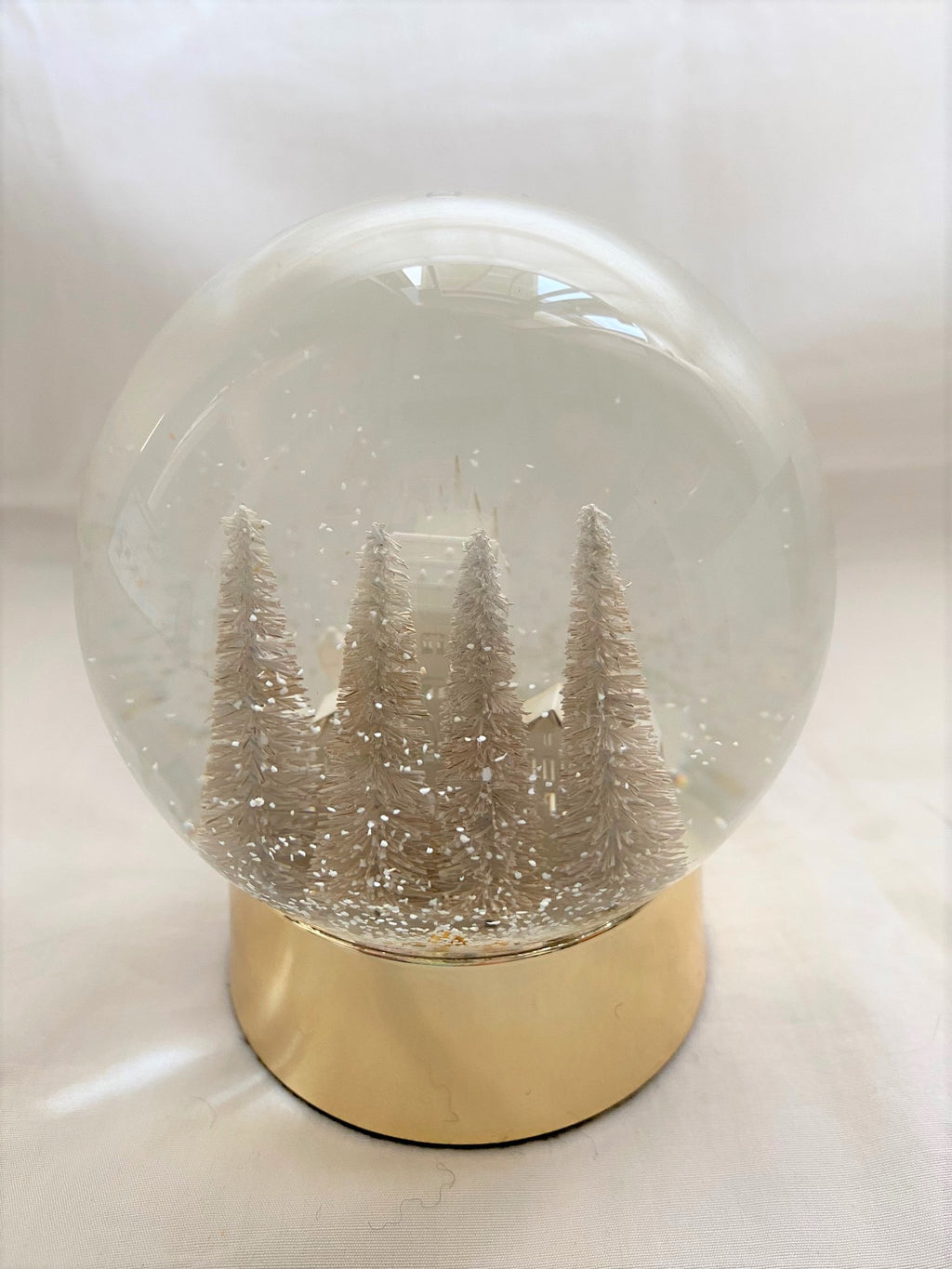 Jimmy Choo 2014 Christmas holiday snow globe