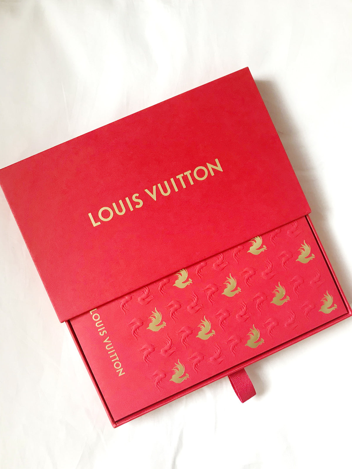 Louis Vuitton 2017 Chinese New Year red packet with rooster motif