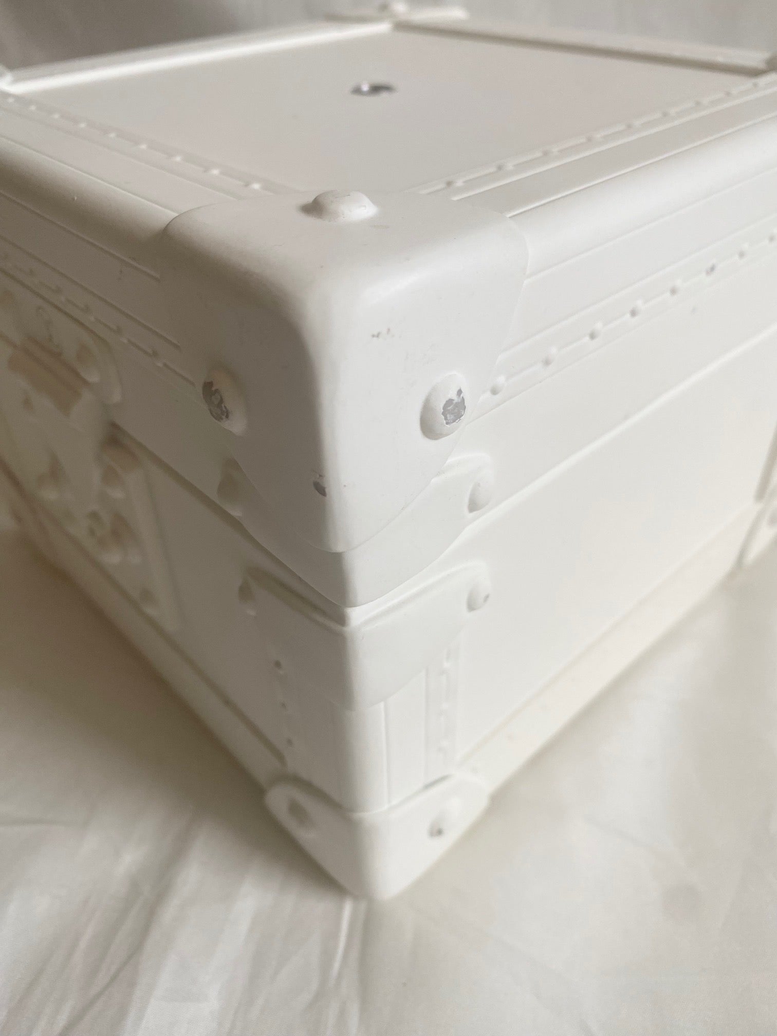 Louis Vuitton 2020 X'mas white mini trunk