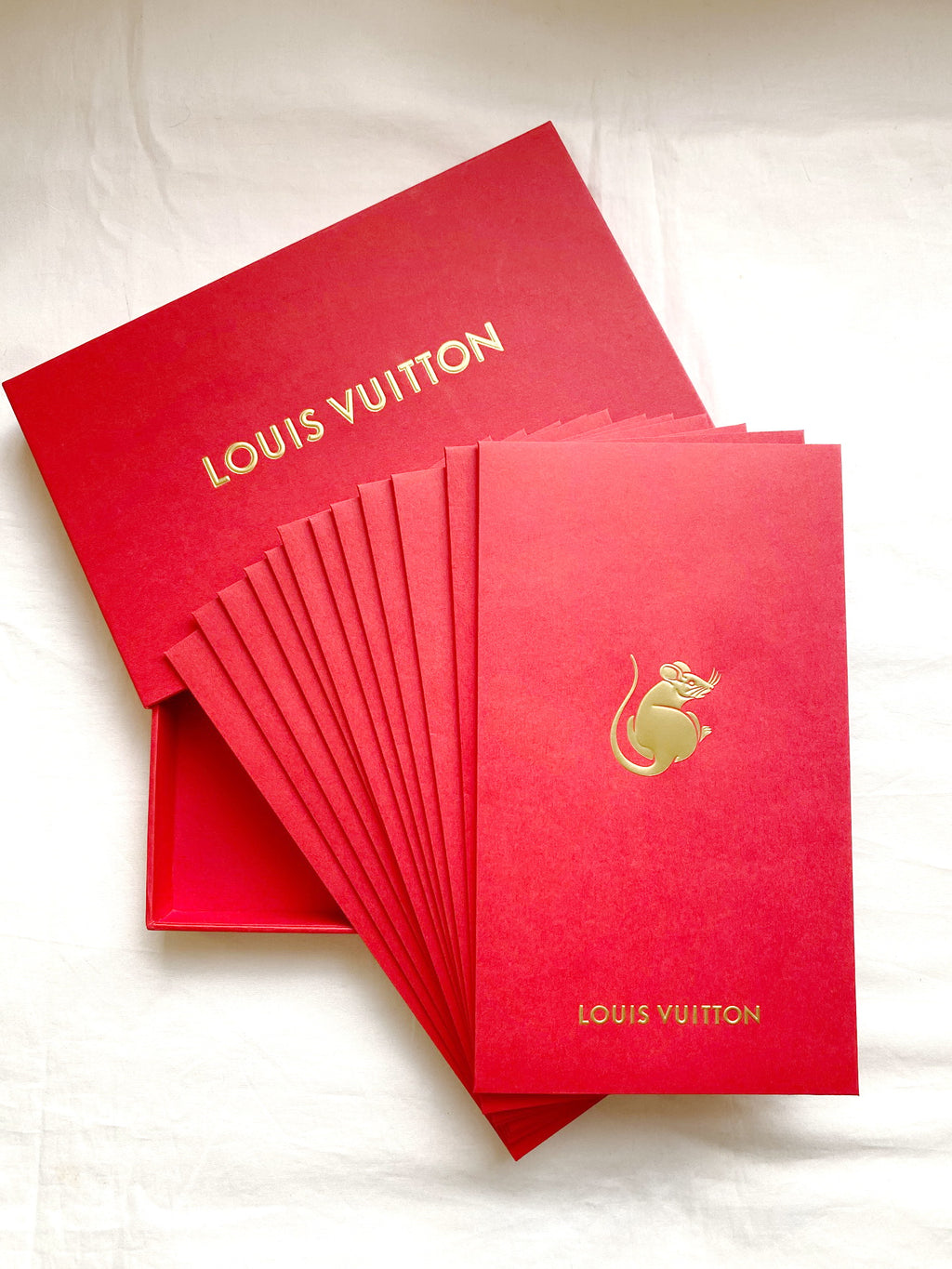 Louis Vuitton 2017 Chinese New Year red packet with rat motif