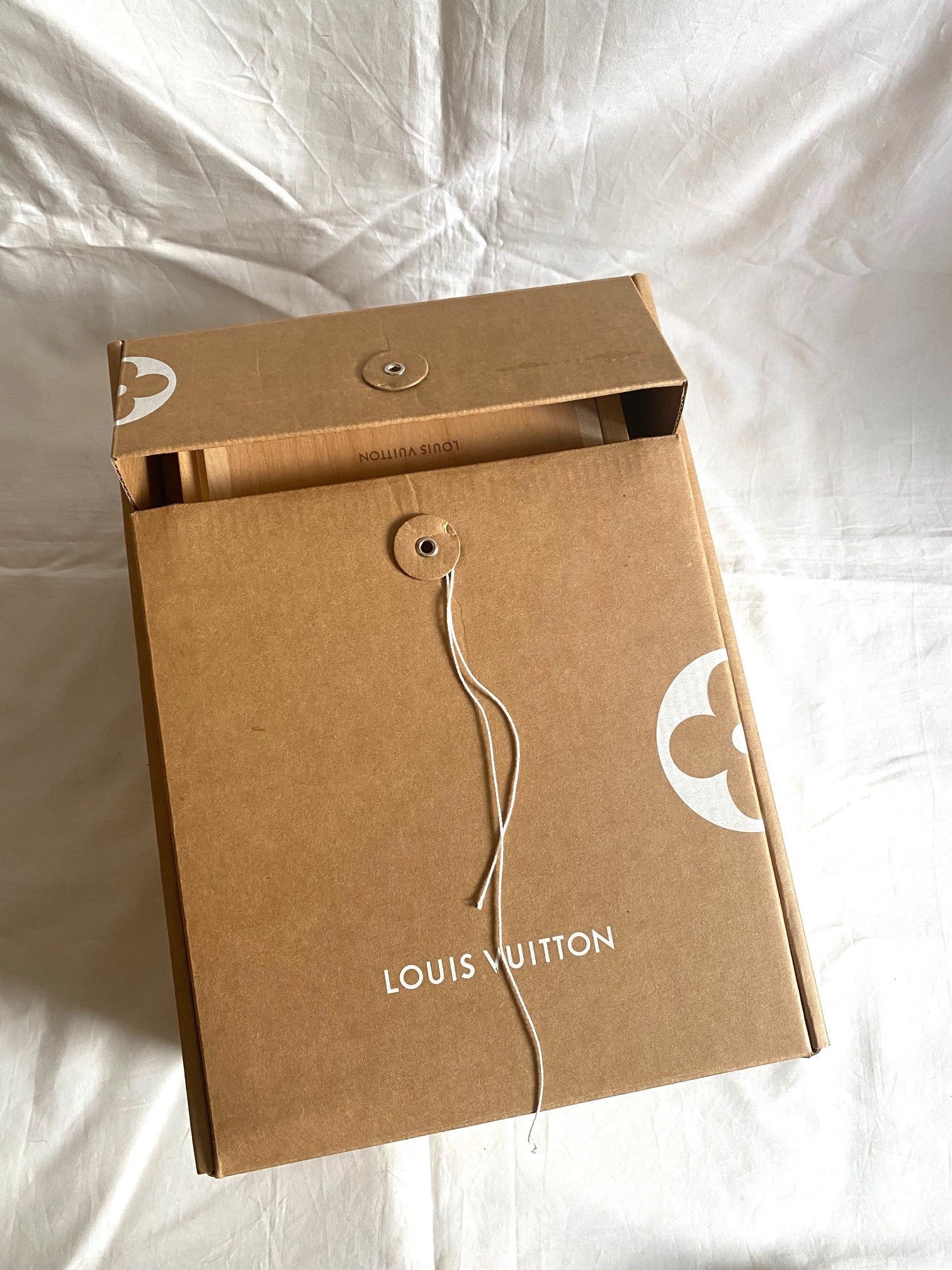Louis Vuitton 2023 Mid-Autumn festival Four Treasures of the Study stationery wooden box set