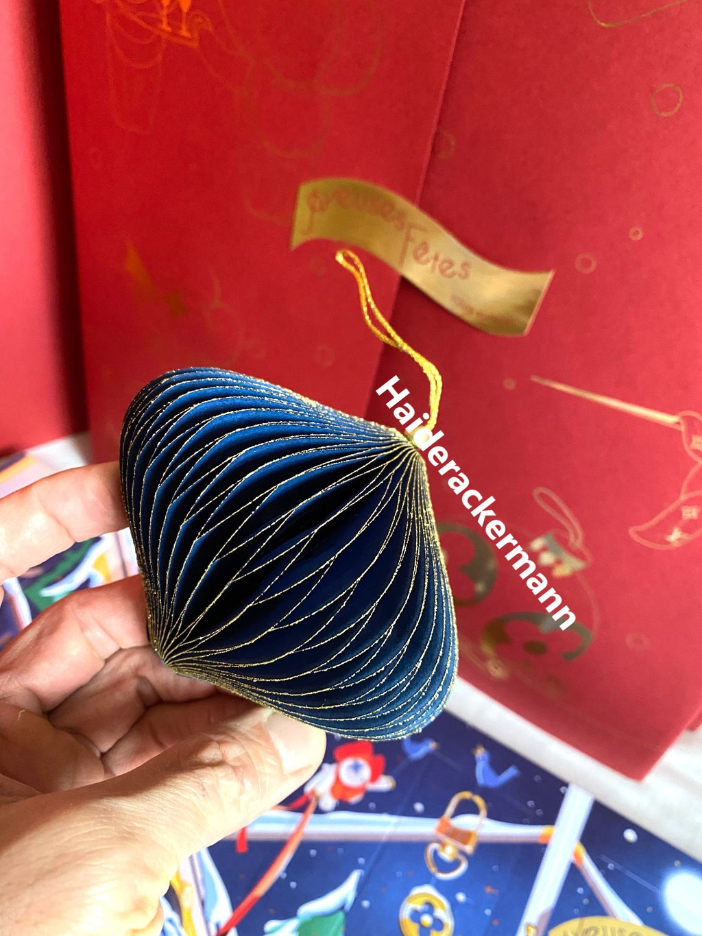 Louis Vuitton 2023 Christmas ornament calendar with trunk design
