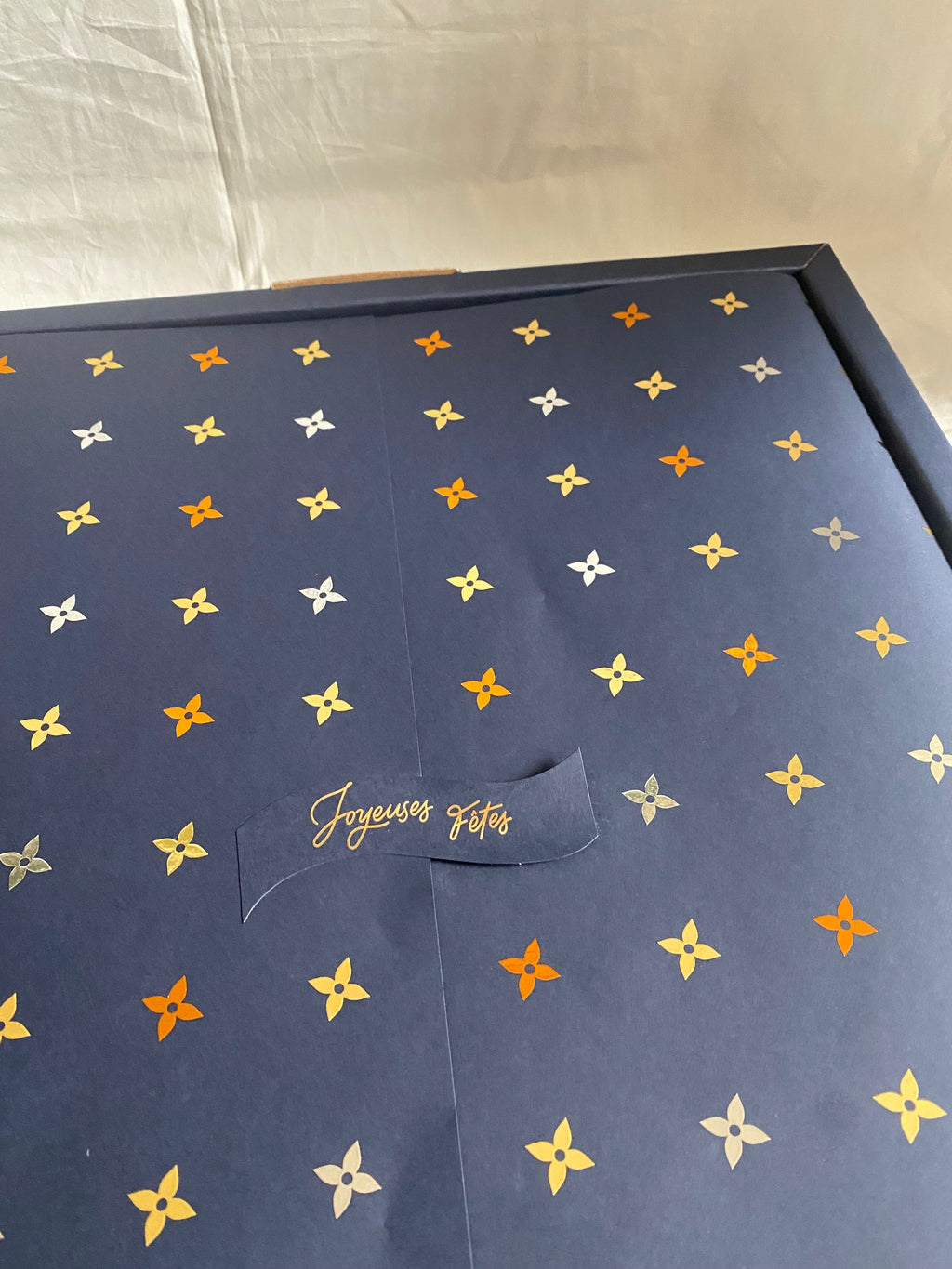 Louis Vuitton 2024 Christmas ornament calendar with trunk design