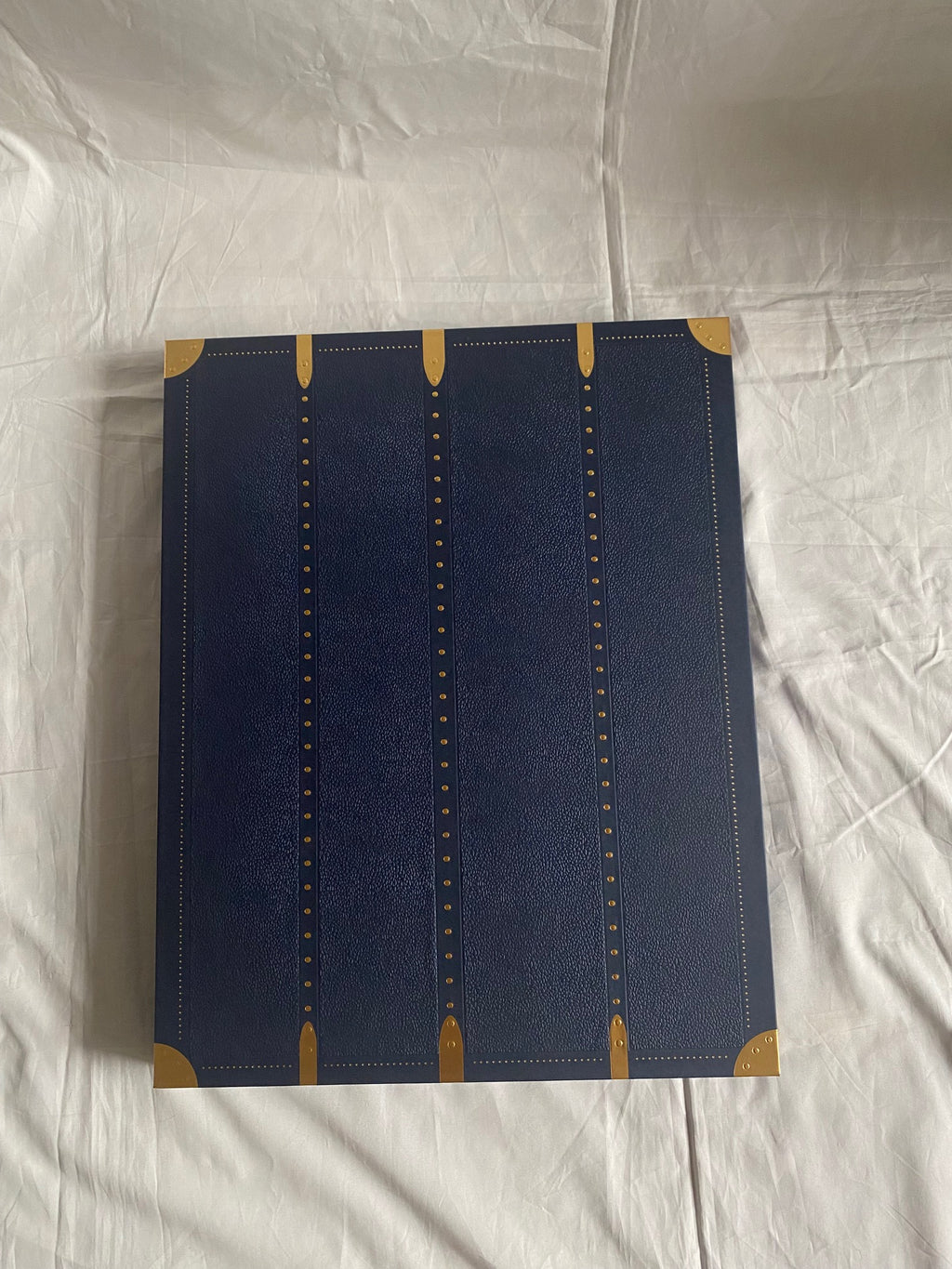 Louis Vuitton 2024 Christmas ornament calendar with trunk design