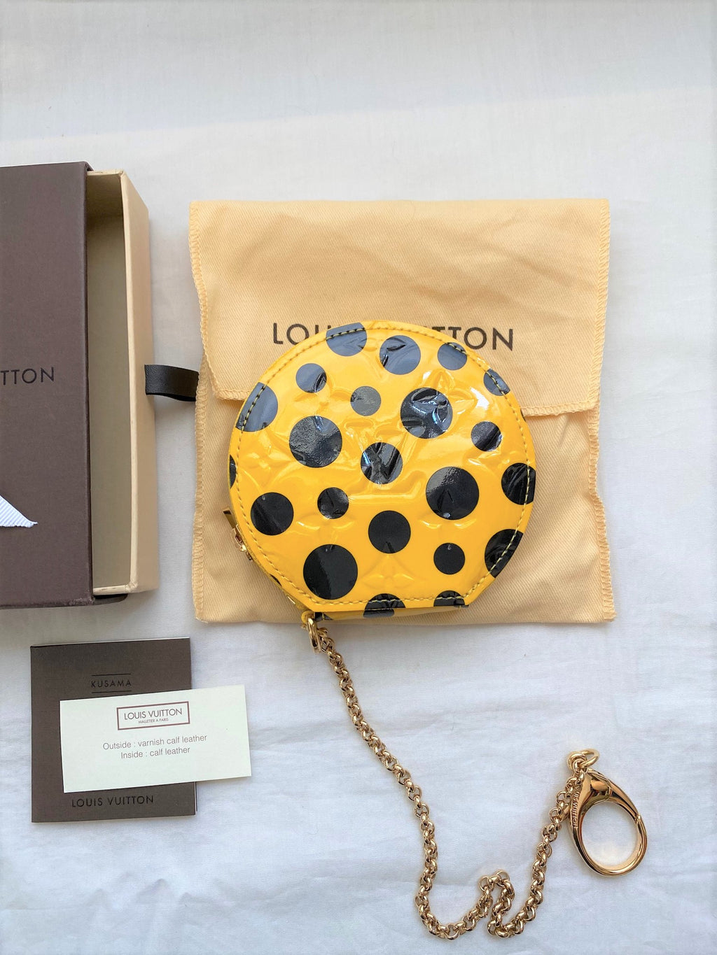 Louis Vuitton X Yayoi Kusama 2012 capsule collection polka dots coins purse