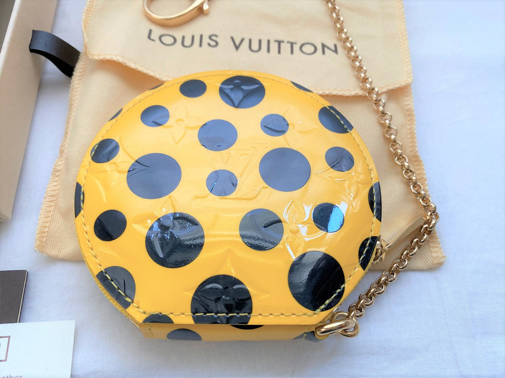 Louis Vuitton X Yayoi Kusama 2012 capsule collection polka dots coins purse